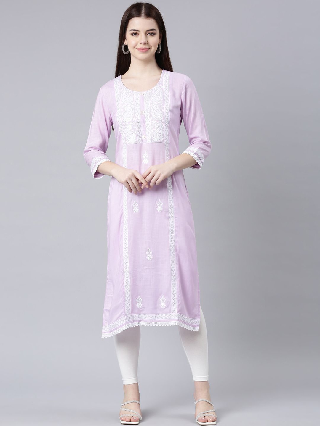

Neerus Floral Embroidered Thread Work Straight Kurta, Lavender