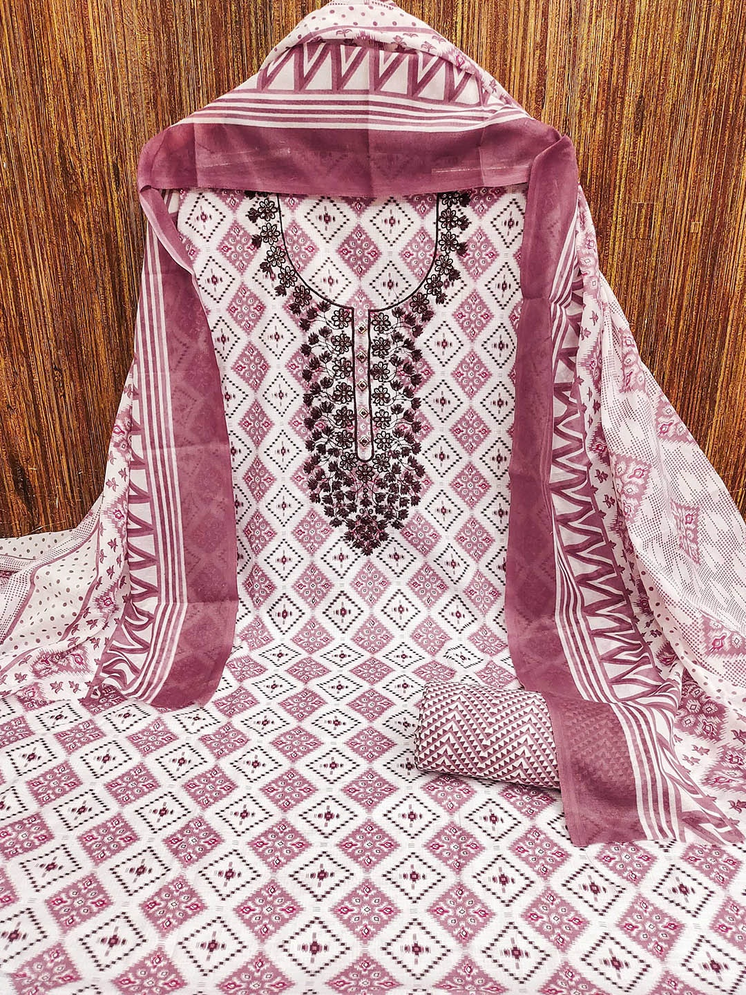 

KALINI Ethnic Motifs Printed Pure Cotton Unstitched Dress Material, Pink