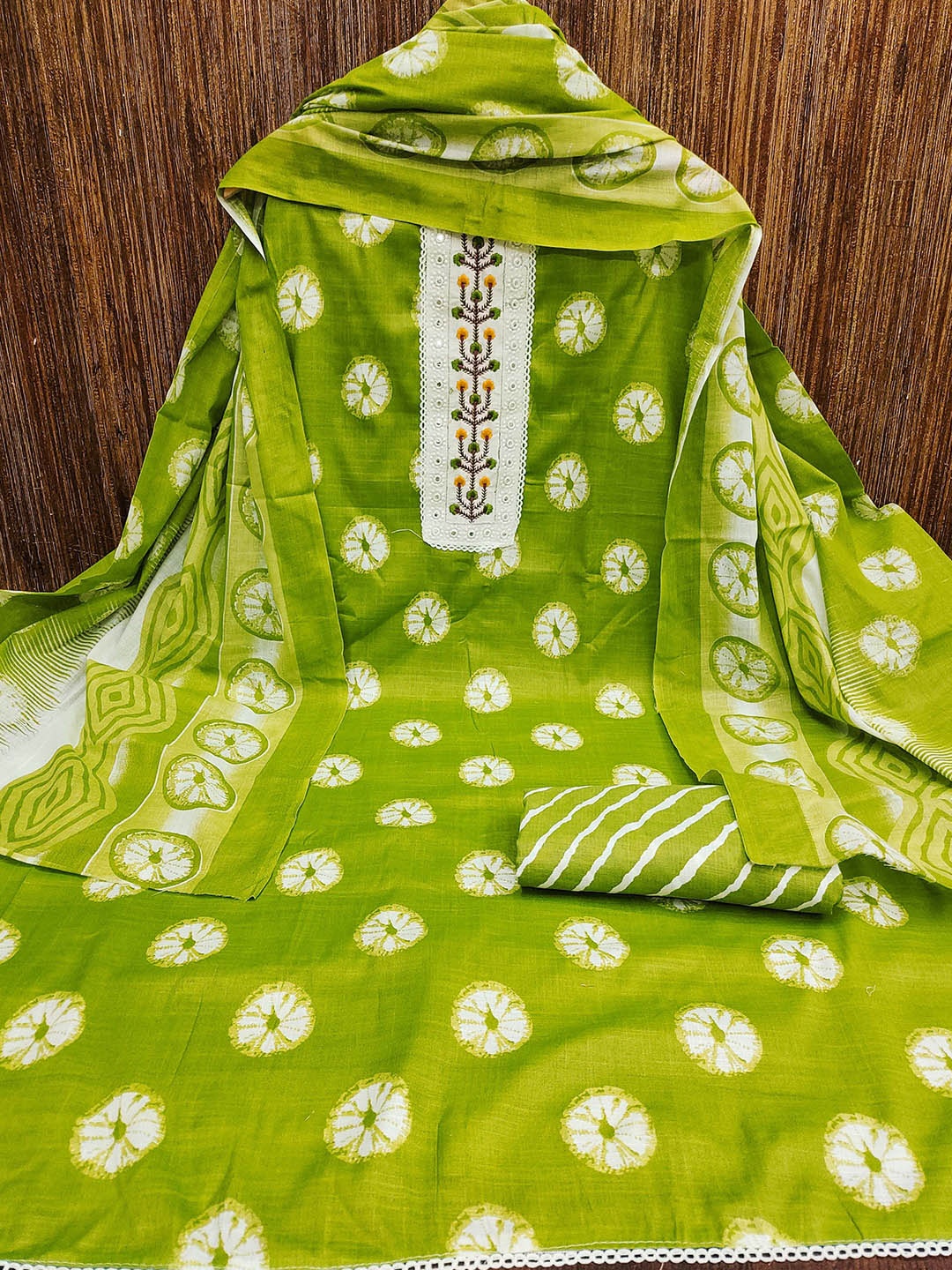 

KALINI Printed Unstitched Dress Material, Green