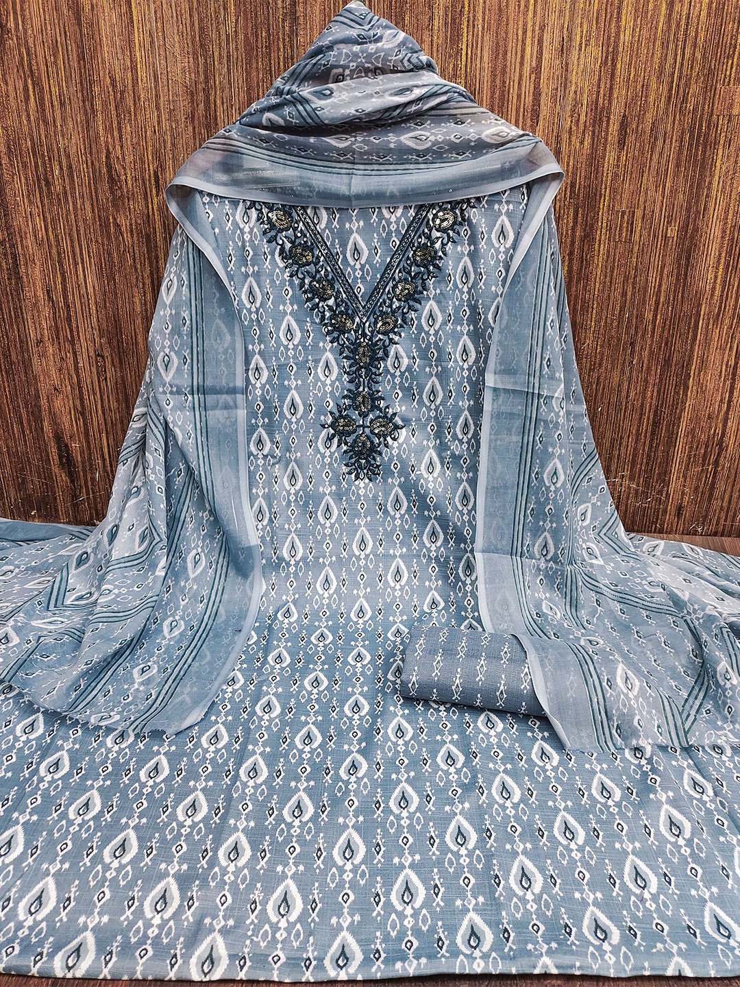 

KALINI Printed Pure Cotton Unstitched Dress Material, Teal