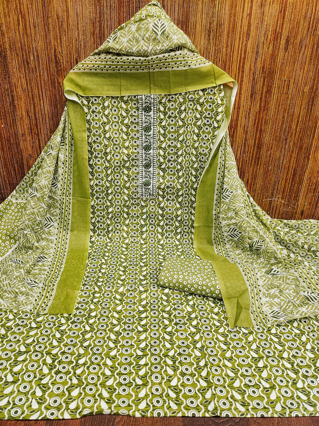 

KALINI Geometric Printed Unstitched Dress Material, Green