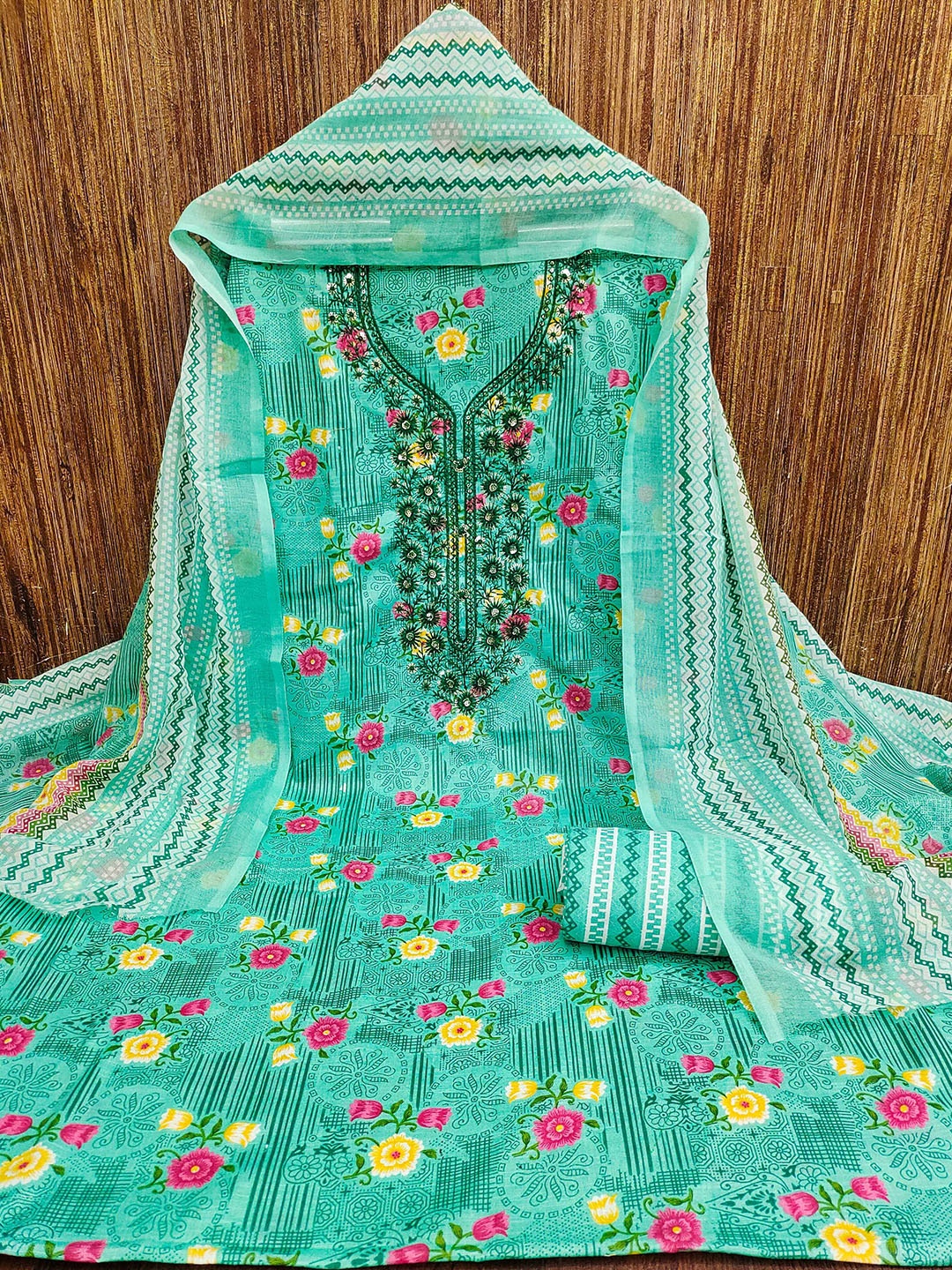 

KALINI Printed Pure Cotton Unstitched Dress Material, Green