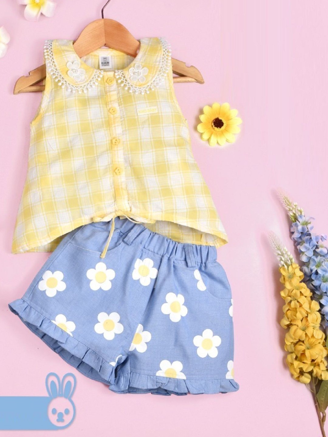 

KIKO Girls Checked Top with Shorts, Yellow