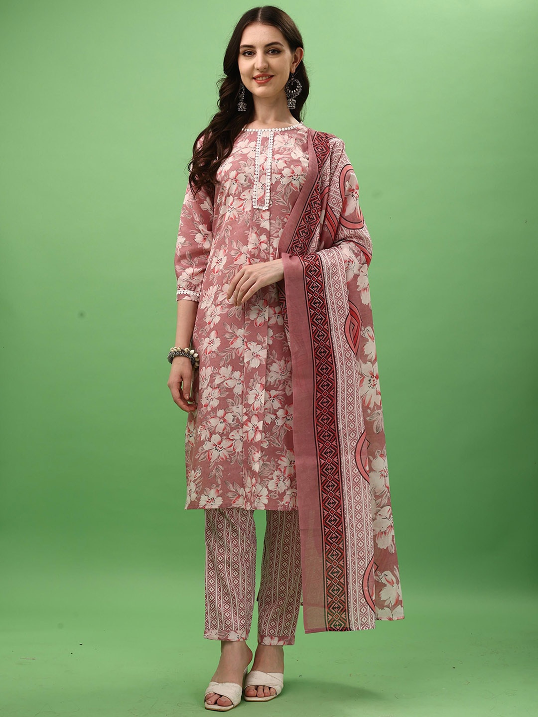 

THE52 Floral Printed Regular Thread Work Kurta with Trousers & With Dupatta, Pink