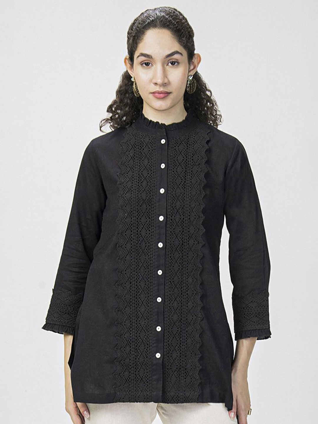 

HOUSE OF S Women Solid Comfort Mandarin Collar Shirt, Black