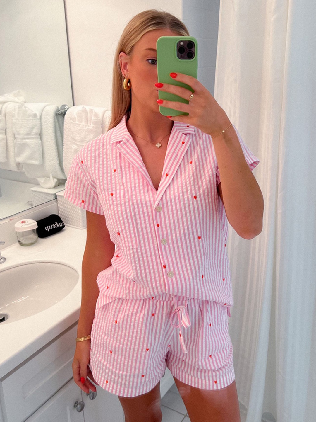 

LULU & SKY Striped printed Night suit, Pink