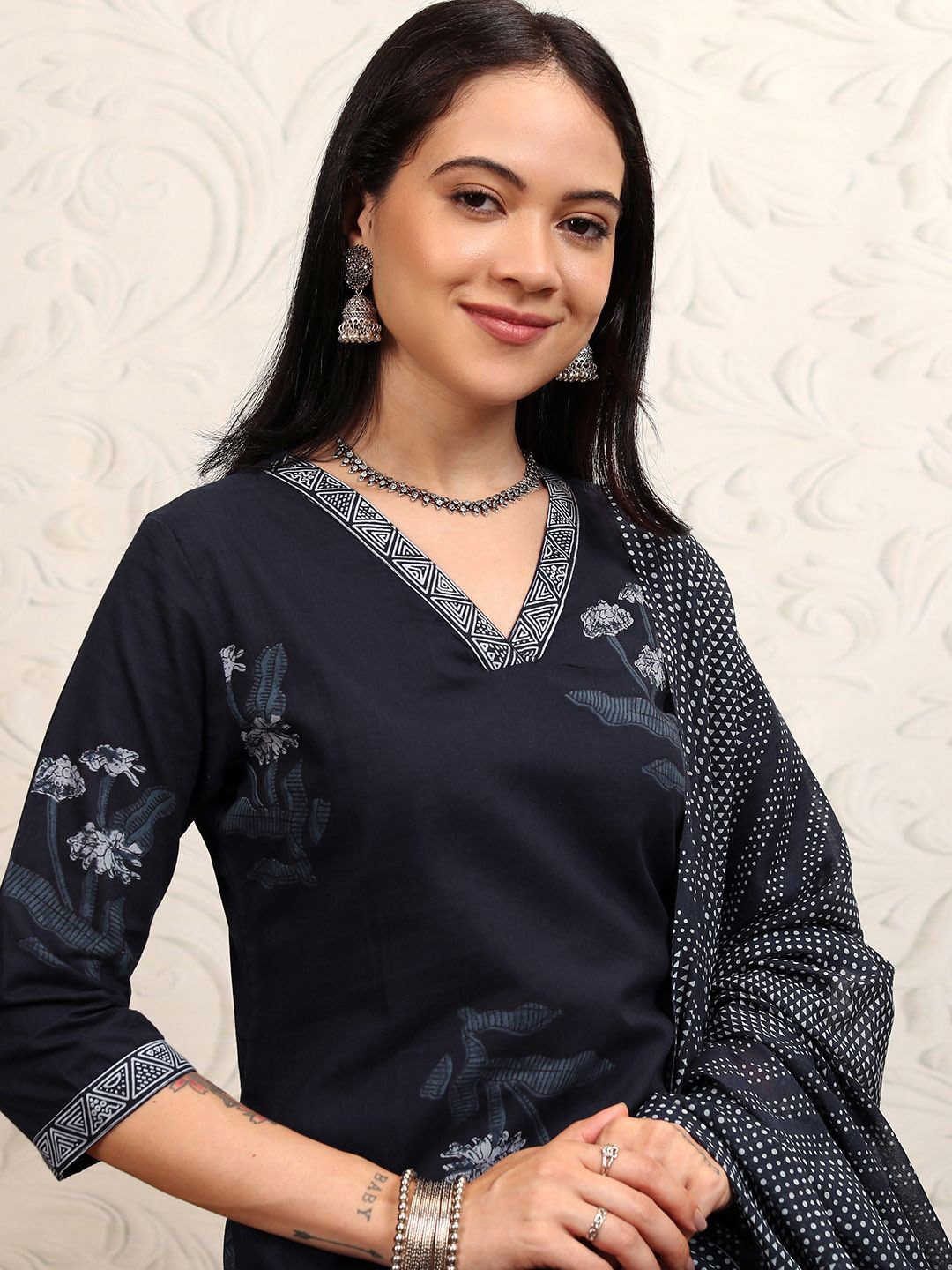 

Vishudh Navy Blue Floral Printed V-Neck Pure Cotton Straight Kurta With Salwar & Dupatta