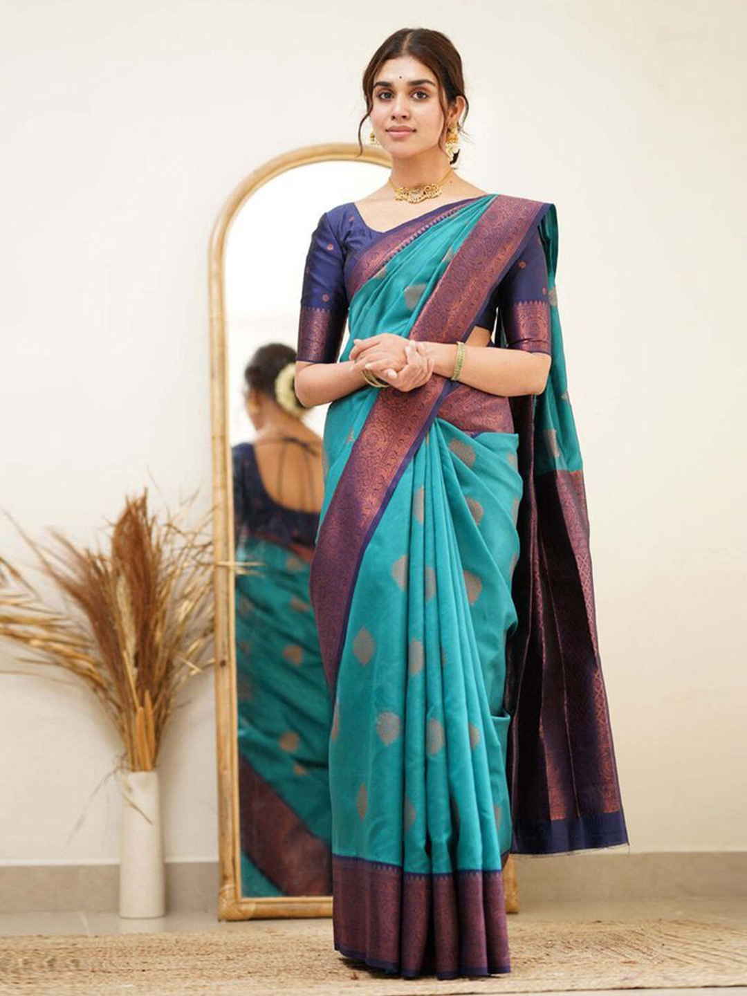 

LEAFFEB Woven Design Zari Pure Silk Banarasi Saree, Blue