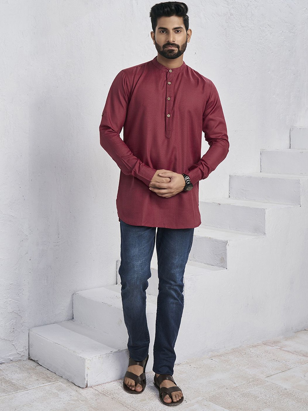 

Inddus Band Collar Straight Kurta, Maroon