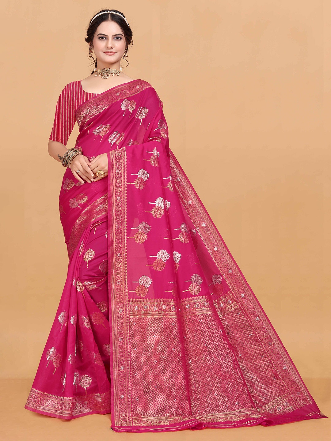

NENCY FASHION Ethnic Motifs Zari Banarasi Saree, Fuchsia