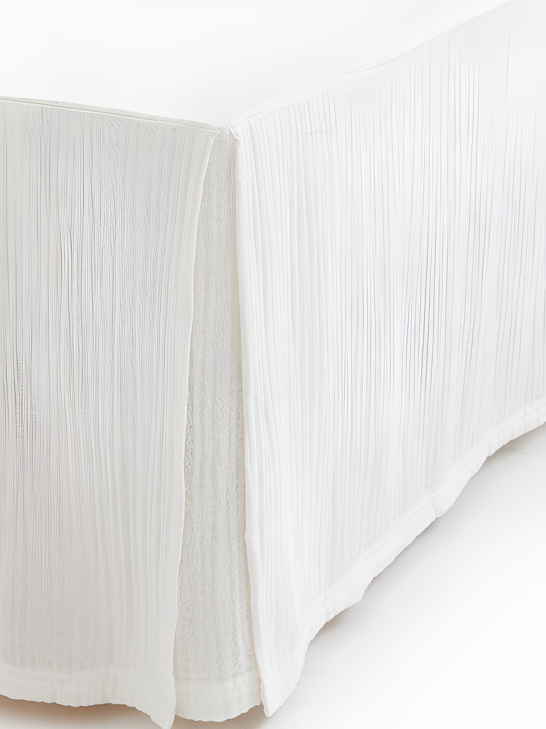 

H&M White Cotton Muslin Single Valance