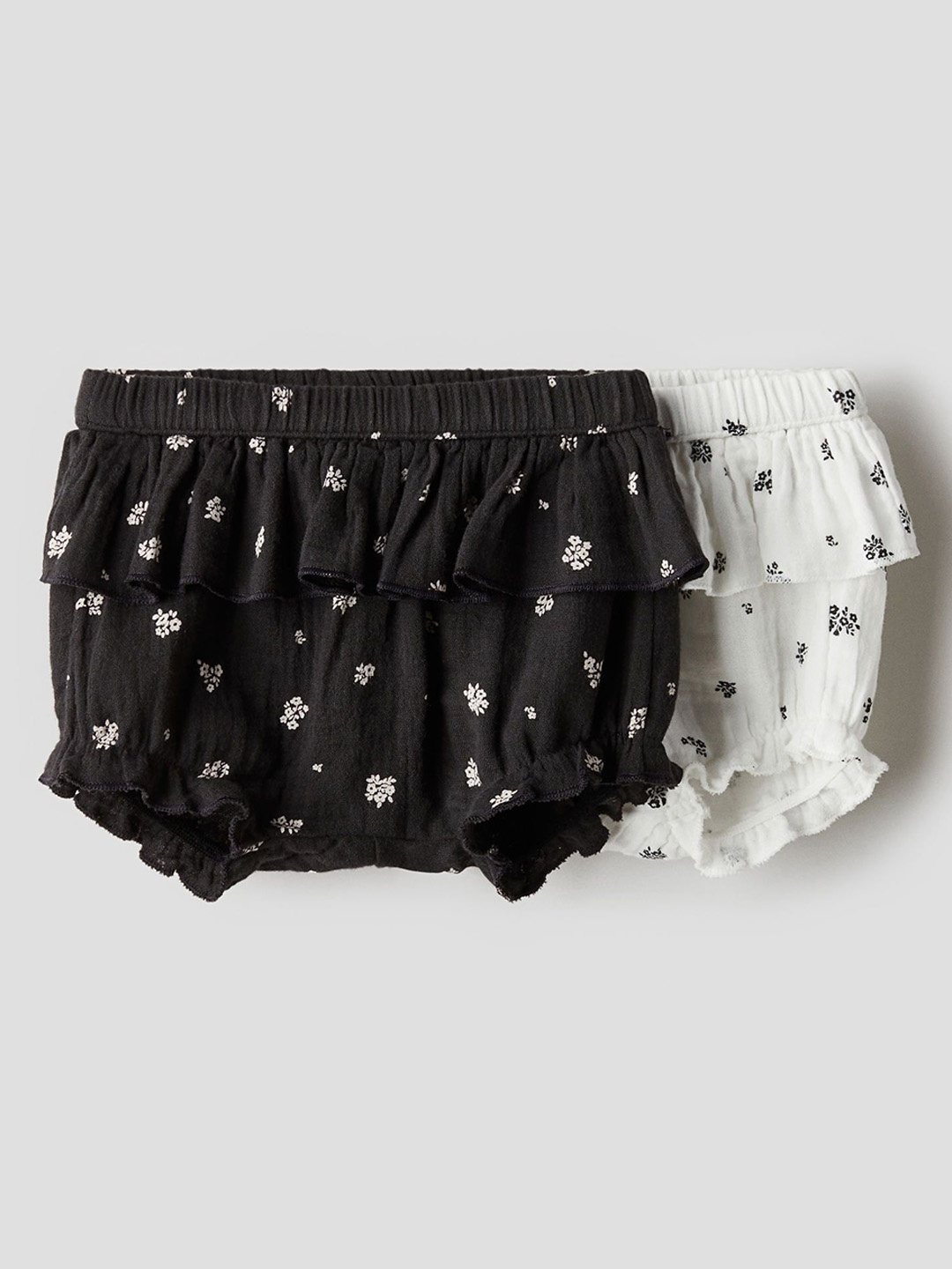 

H&M Infant Girls 2-Pack Cotton Muslin Bloomers, Black