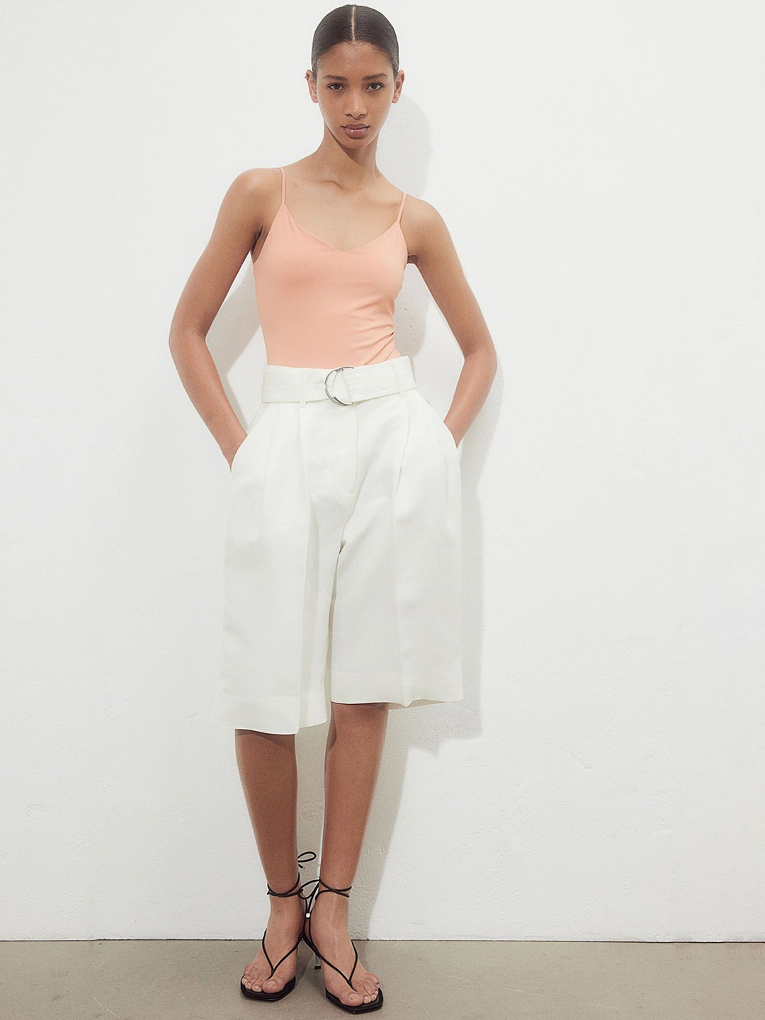 

H&M Women V-Neck Strappy Bodysuit, Peach