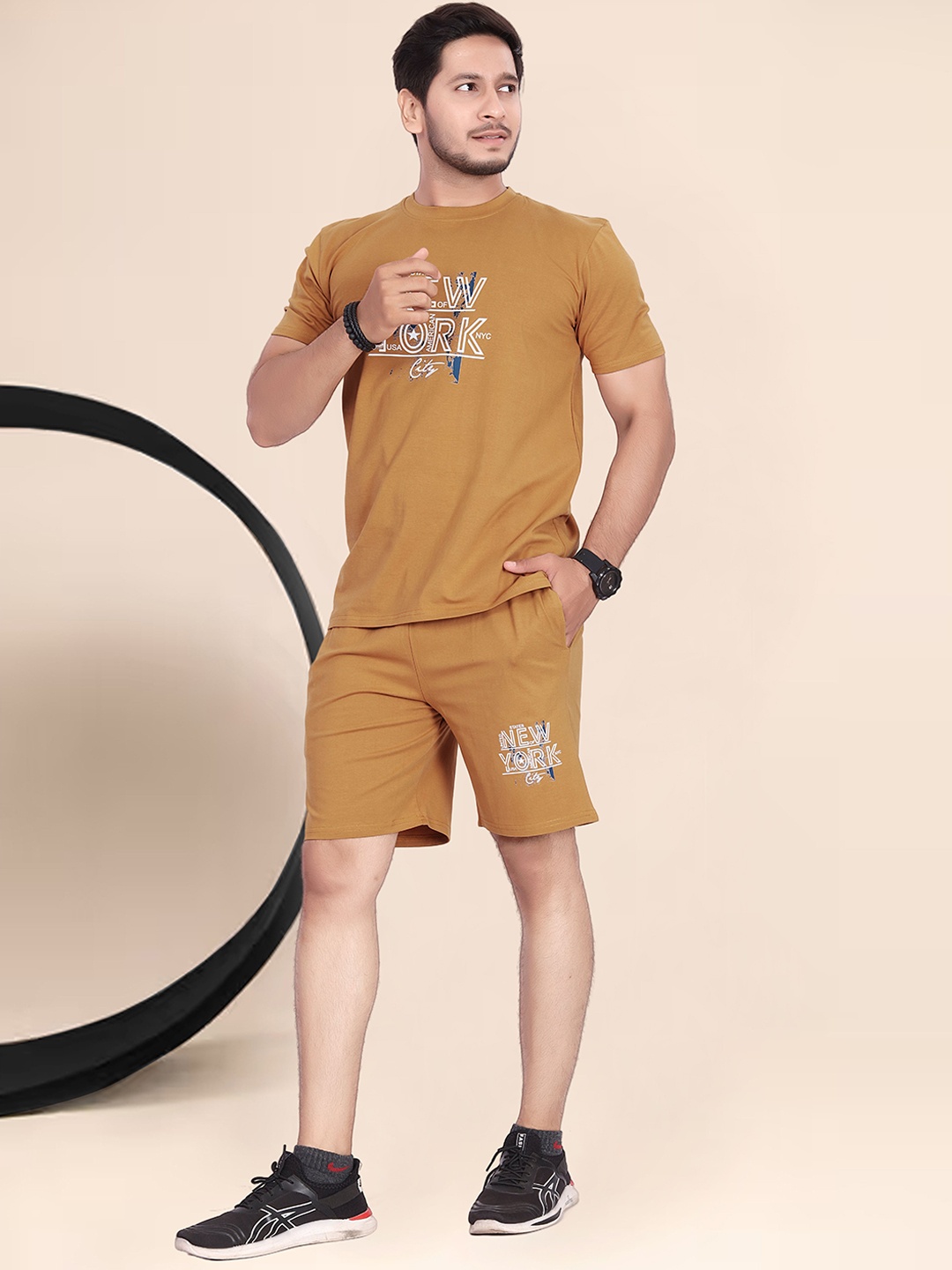 

Divra Clothing Printed Pure Cotton Round Neck T-Shirt & Flared Shorts Co-Ords, Brown