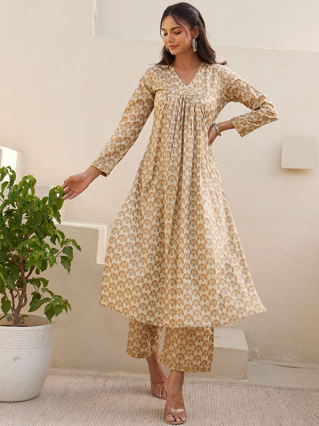 

HERE&NOW Beige Floral Printed V-Neck Pure Cotton Straight Kurta With Palazzos