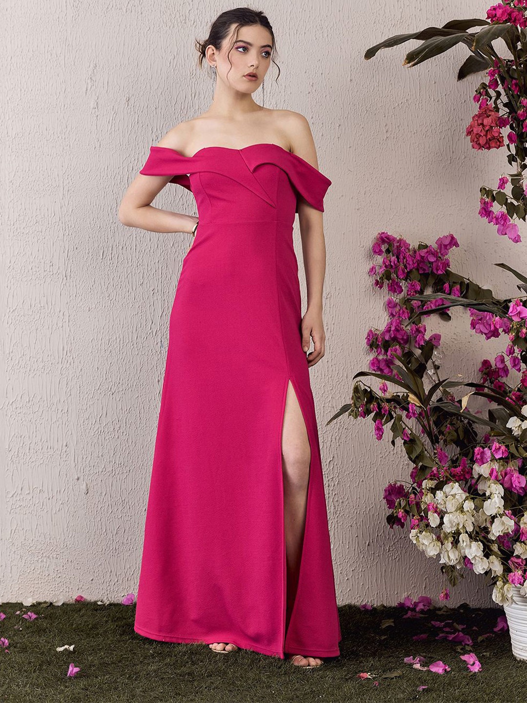 

Berrylush Off-Shoulder Maxi Dress, Pink