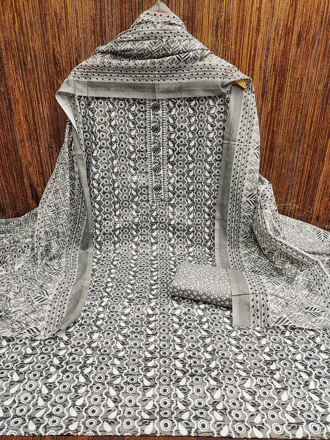 

KALINI Ethnic Motifs Printed Unstitched Dress Material, Grey