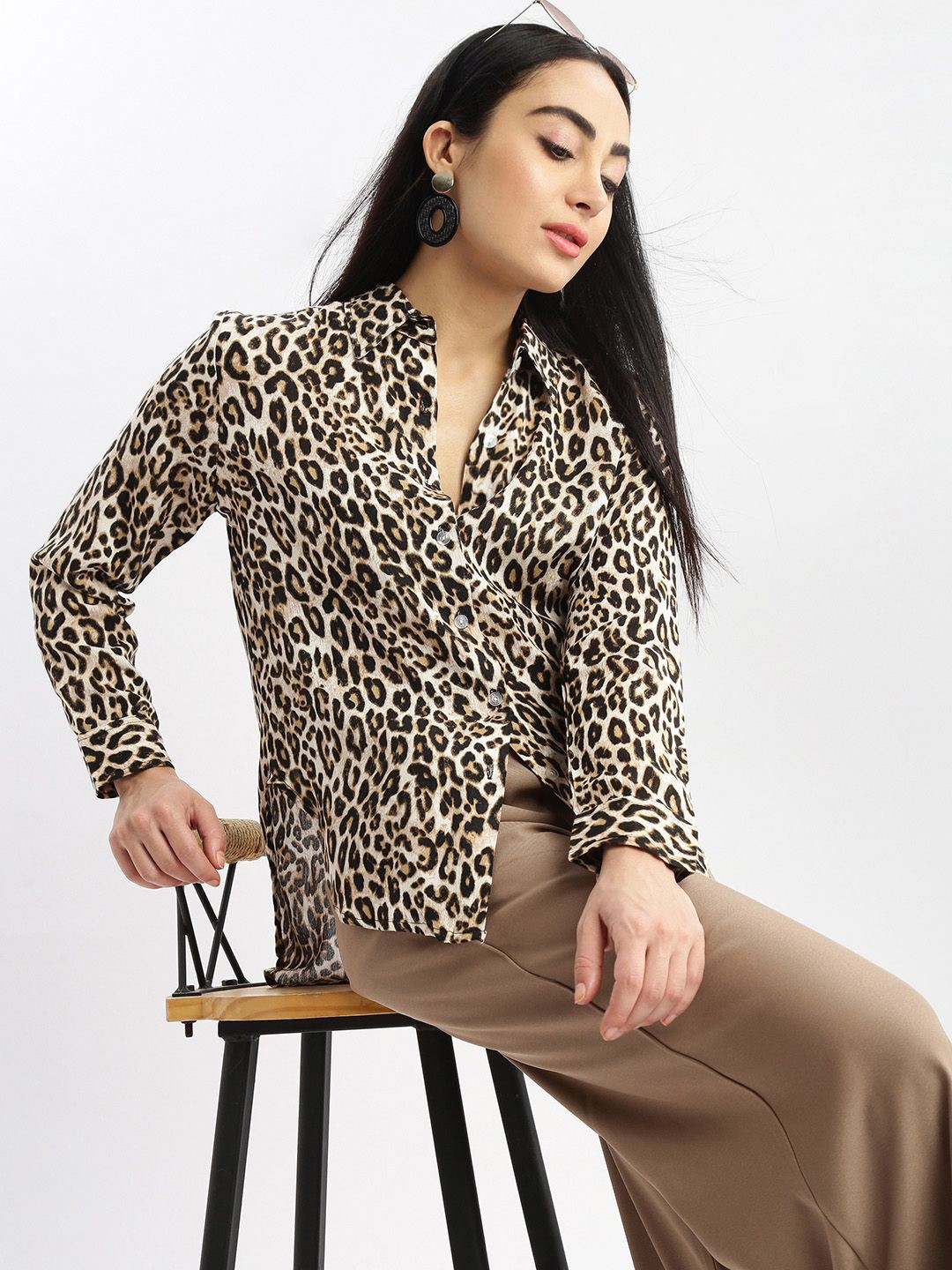 

SHOWOFF Women Standard Slim Fit Animal Opaque Printed Casual Shirt, Black
