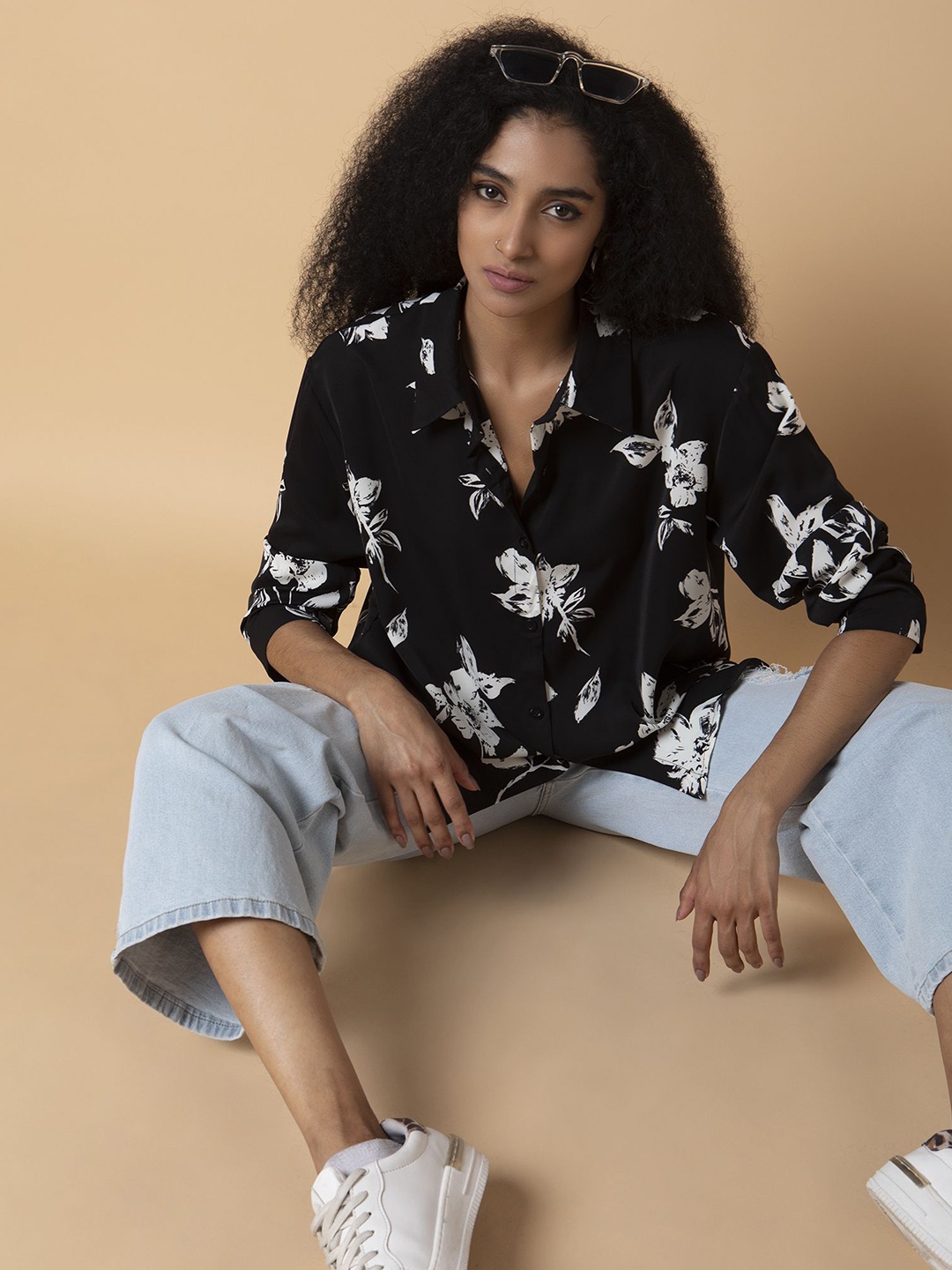 

SHOWOFF Women Relaxed Floral Opaque Printed Casual Shirt, Black