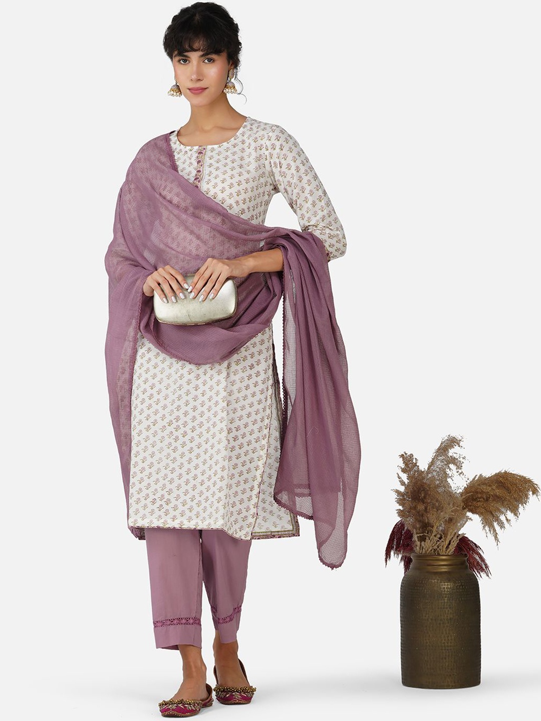 

KAHVA Floral Printed Pure Cotton Kurta With Trousers & Dupatta, White