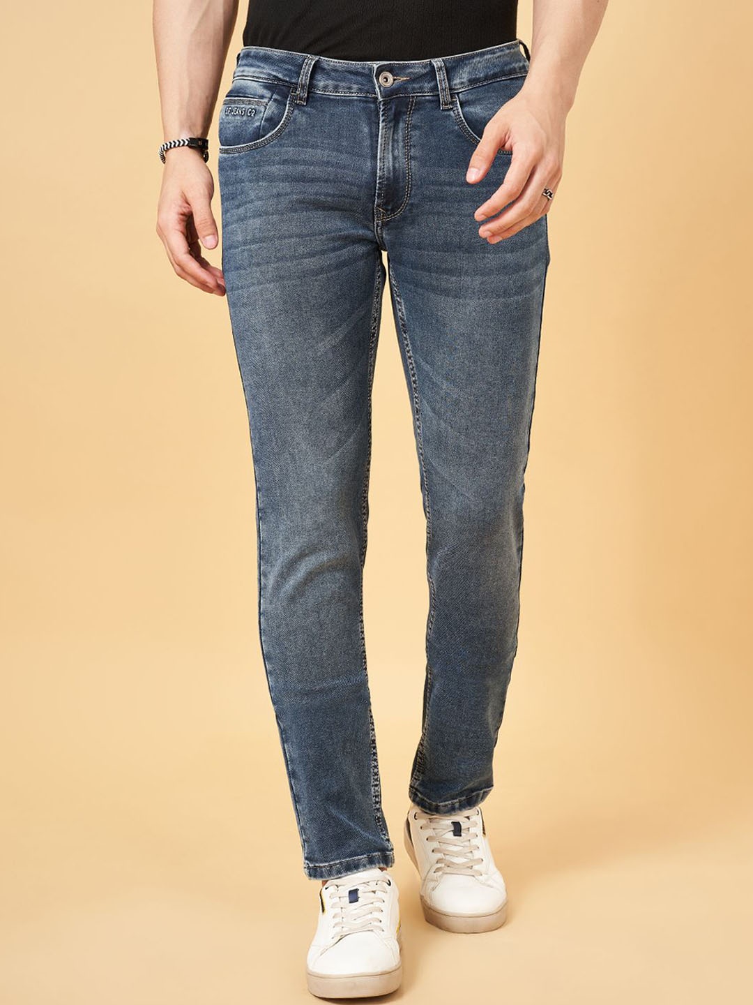 

SF JEANS by Pantaloons Men Skinny Fit Low Distress Light Fade Jeans, Blue