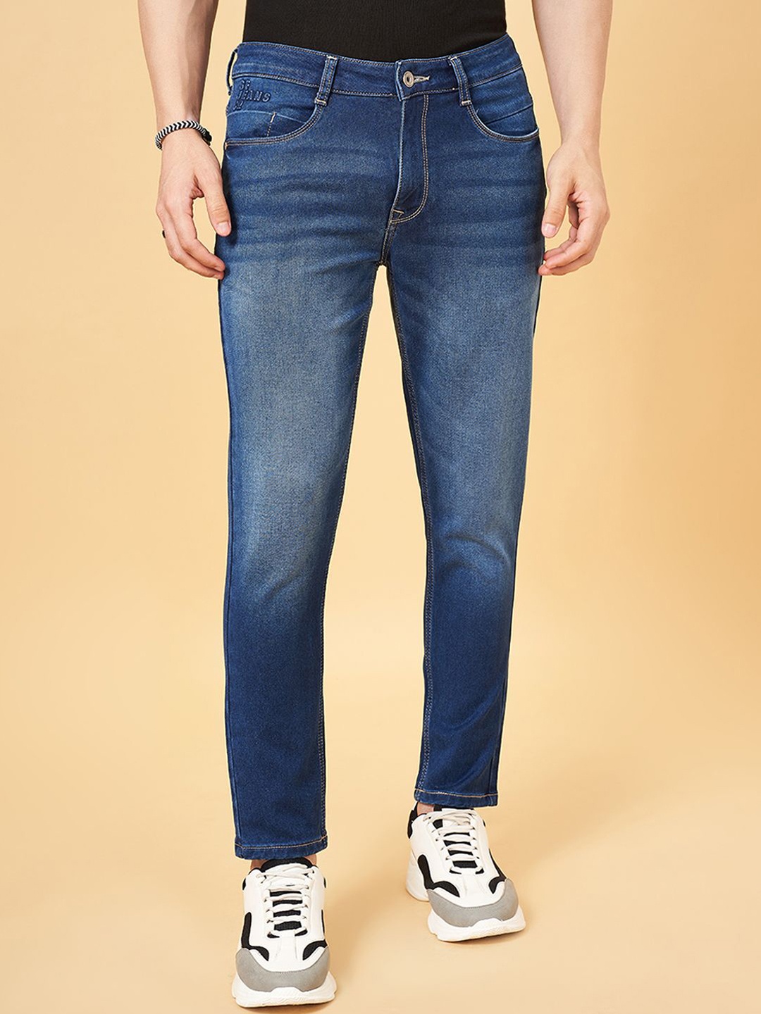 

SF JEANS by Pantaloons Men Slim Fit Low Distress Light Fade Jeans, Blue