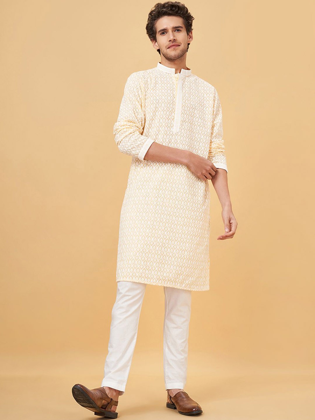 

indus route by Pantaloons Geometric Embroidered Mandarin Collar Straight Kurta, Yellow