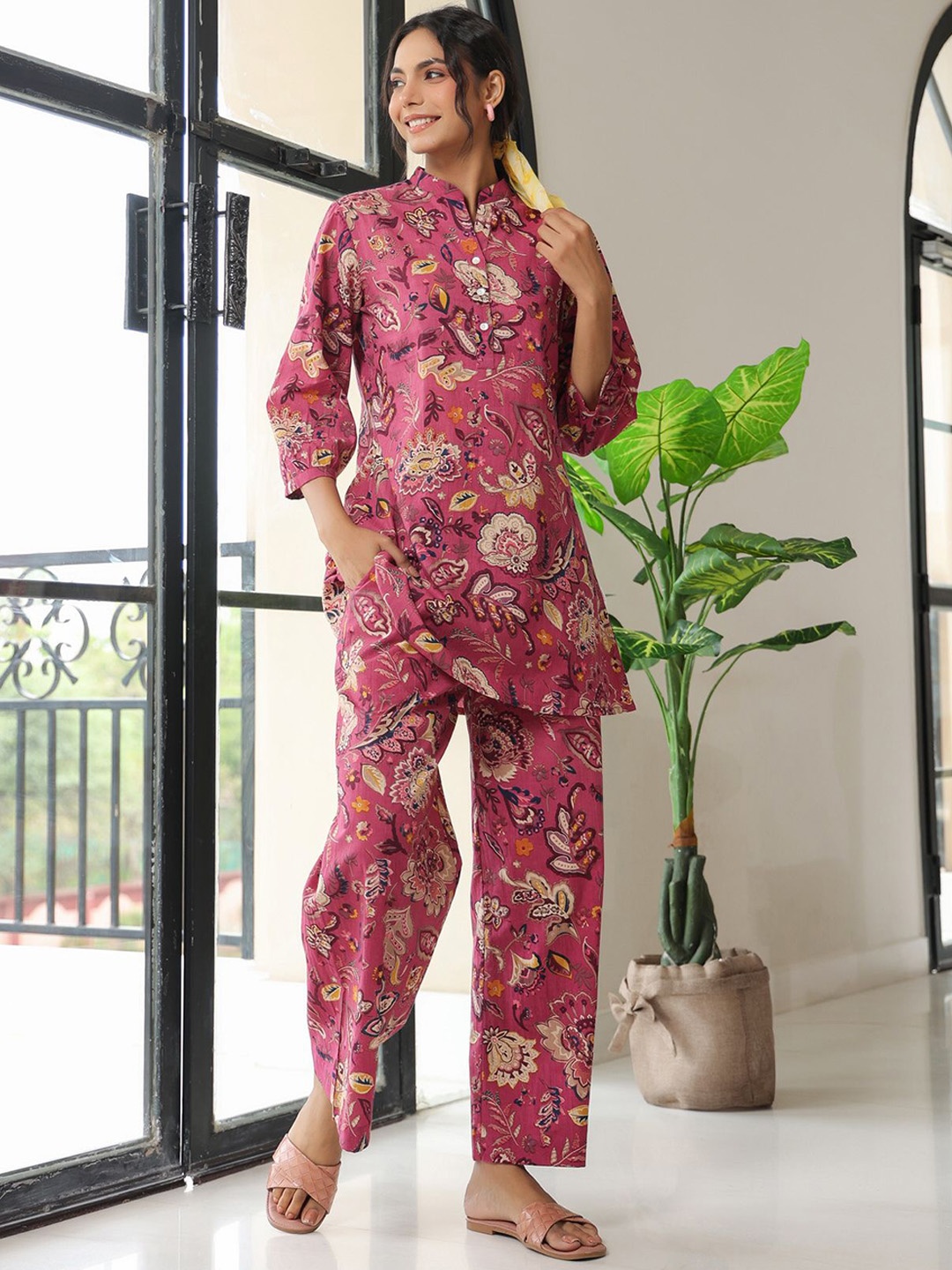 

JISORA Pink Printed Pure Cotton Top With Palazzo