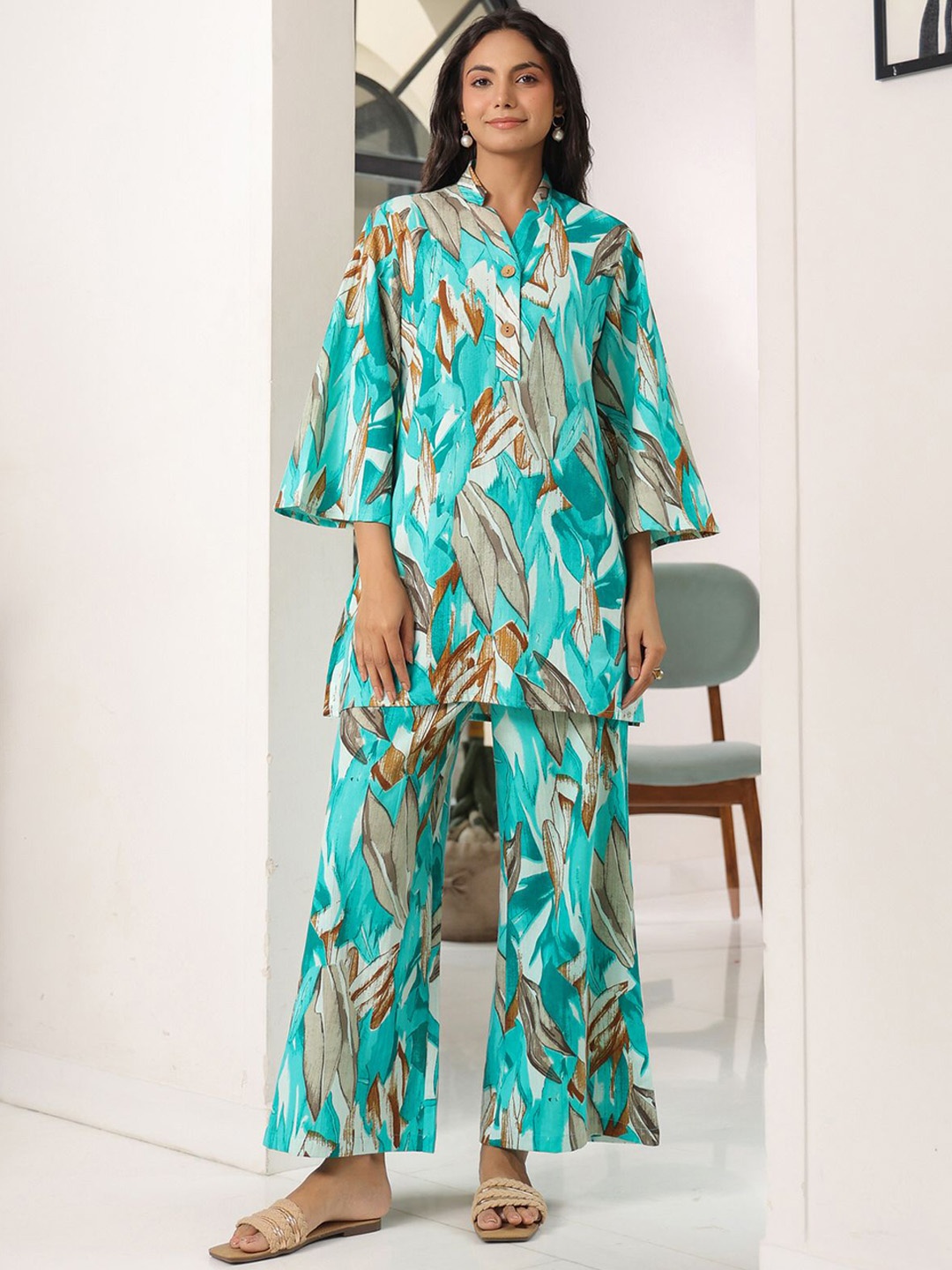 

JISORA Blue Printed Pure Cotton Top With Palazzo Co-Ords