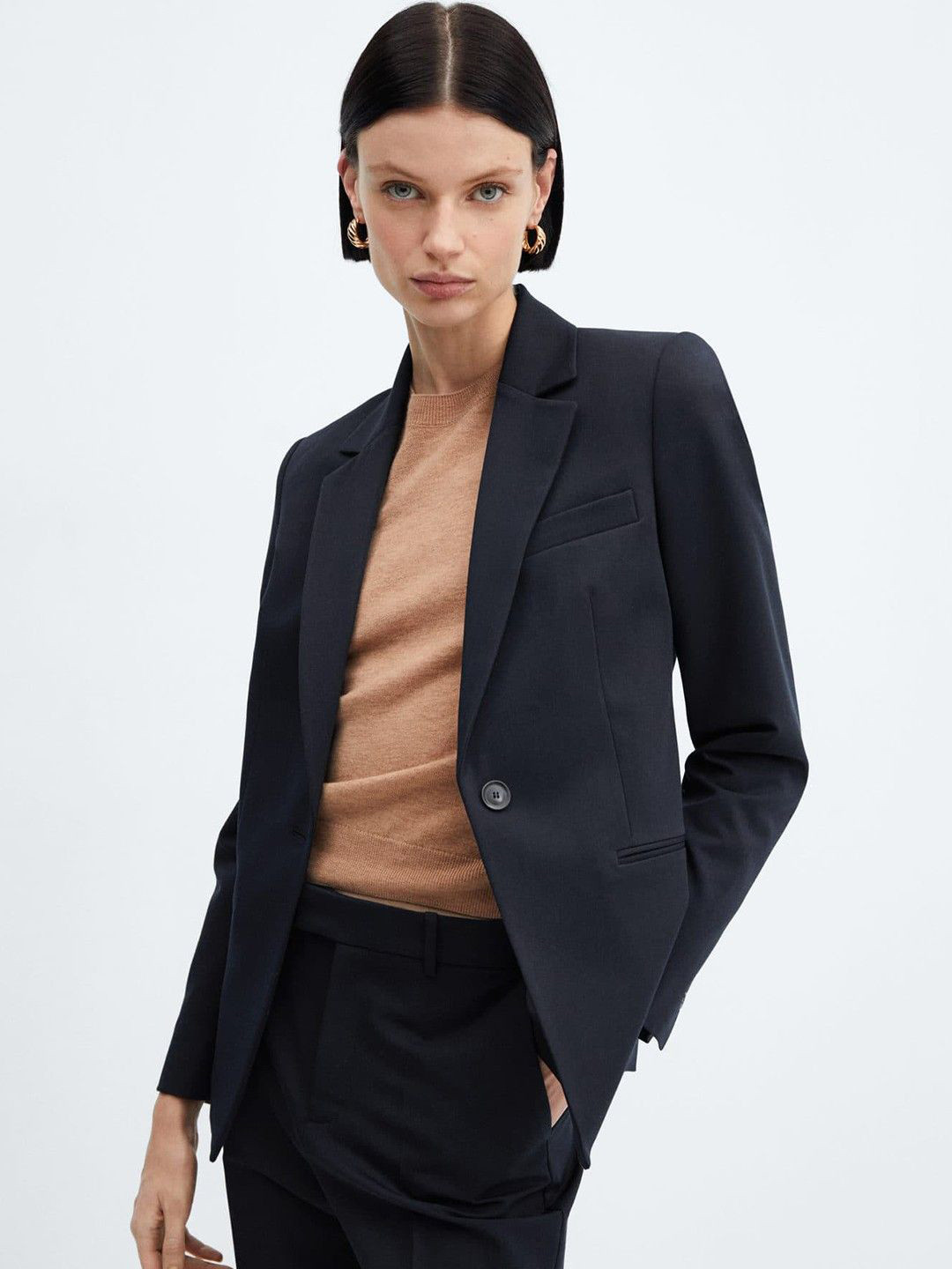 

Shaftesbury London Notched Lapel Slim-Fit Single Breasted Blazer, Navy blue