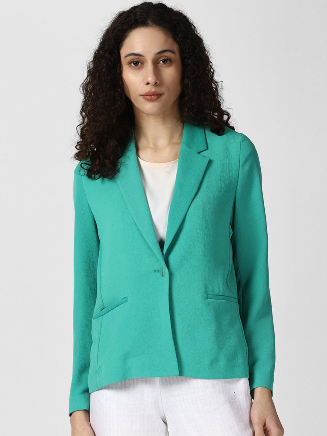

Shaftesbury London Notched Lapel Collar Slim-Fit Single Breasted Blazer, Green
