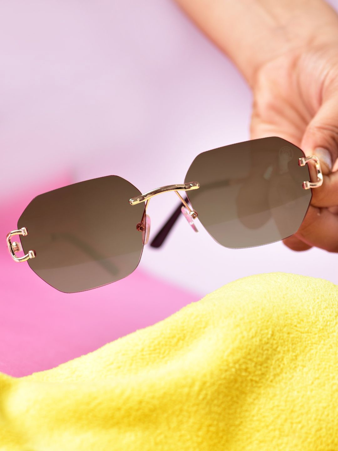 

CELEBRITY SUNGLASSES Unisex Browline Sunglasses with UV Protected Lens, Brown