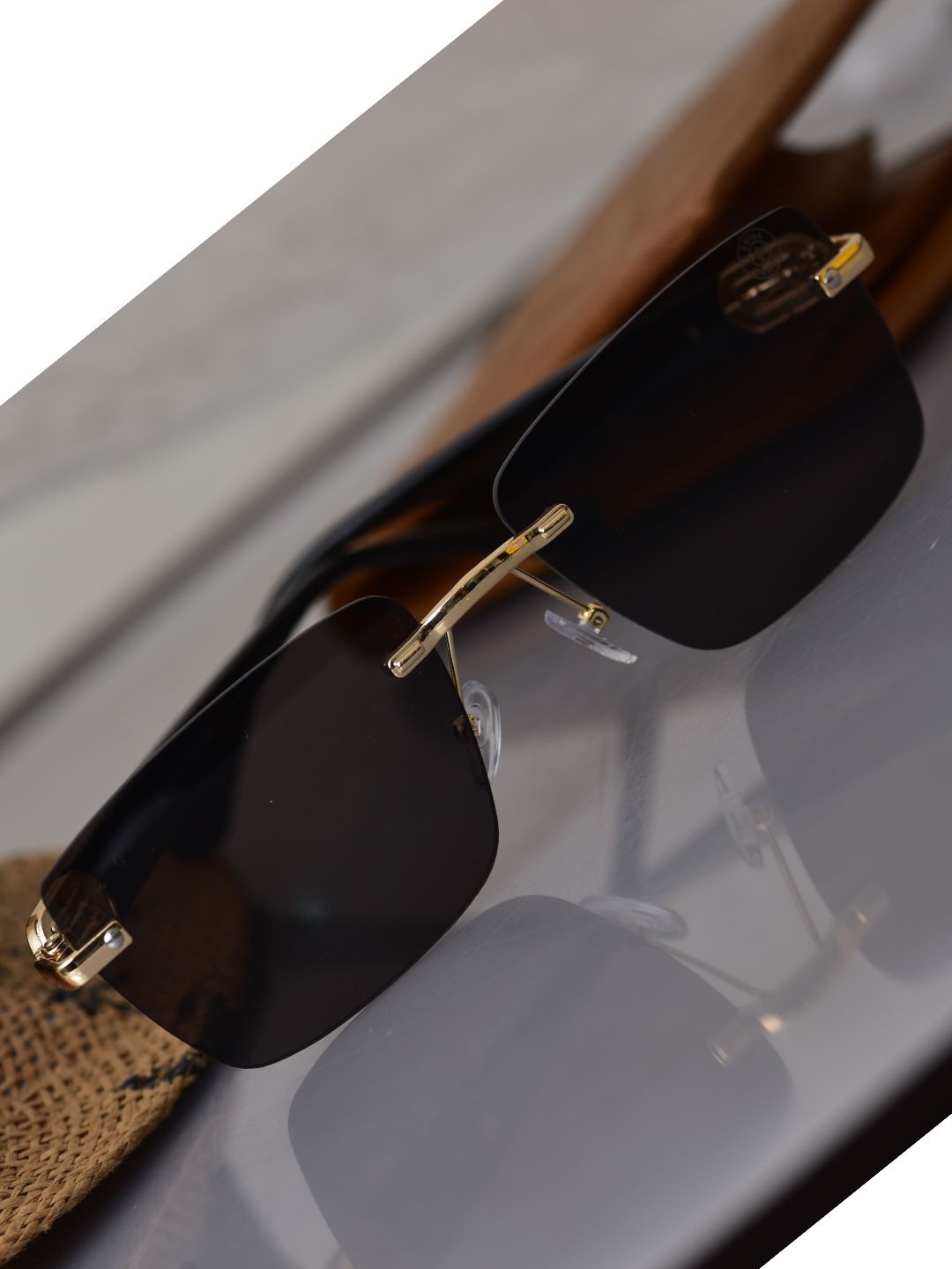 

CELEBRITY SUNGLASSES Unisex Browline Sunglasses with UV Protected Lens, Black