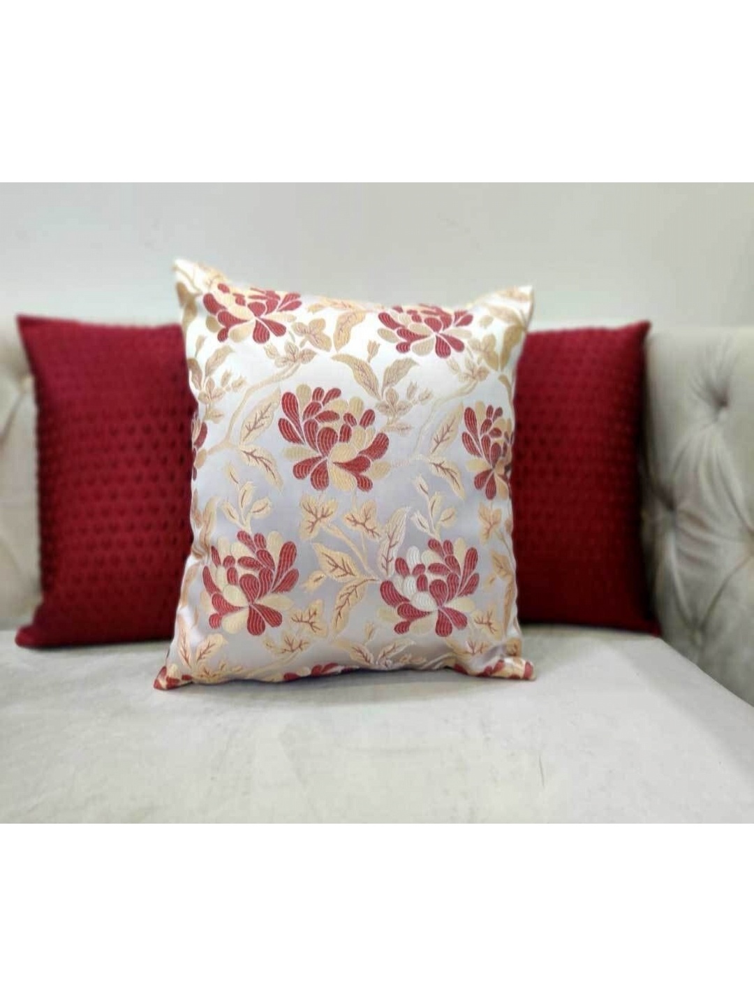 

Good Vibes Maroon & Off White 3 Pieces Floral Textured Square Cushion Covers