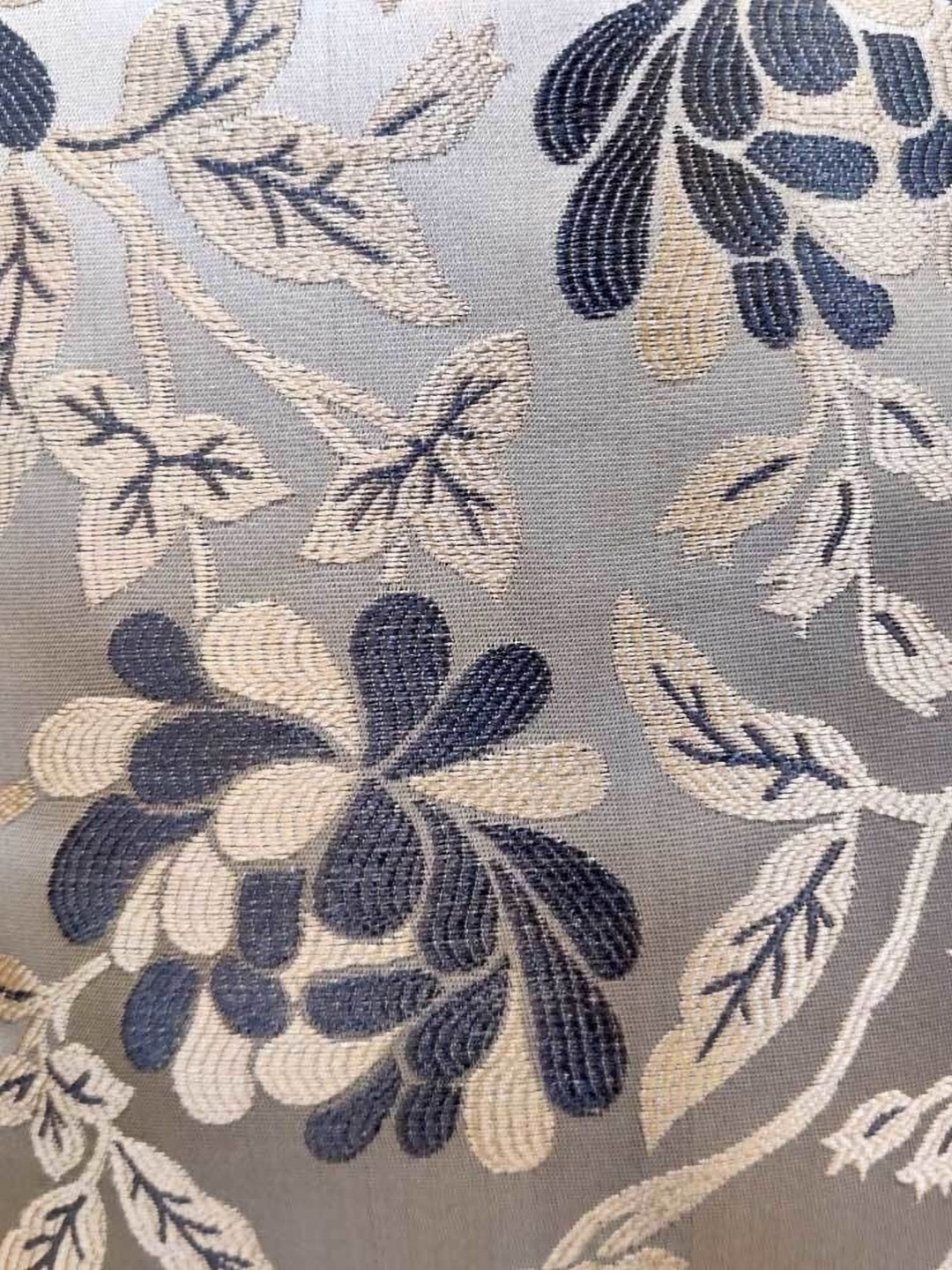 

Good Vibes Gold-Toned & Grey 6 Pieces Floral Square Cushion Covers