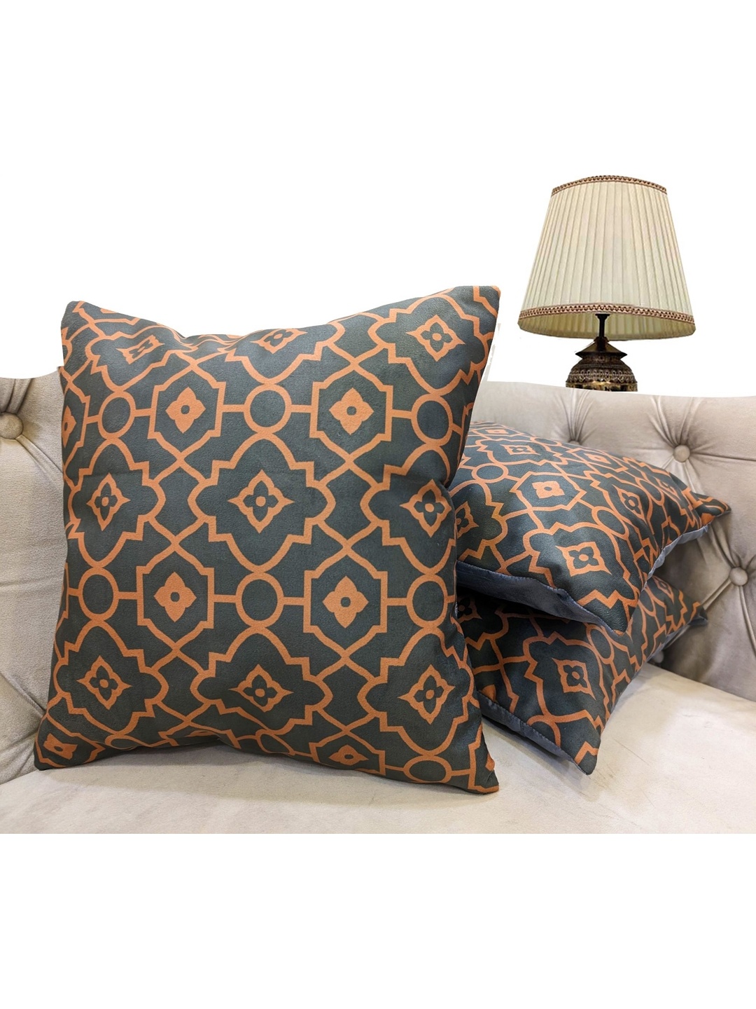 

Good Vibes Green & Beige 3 Pieces Geometric Velvet Square Cushion Covers