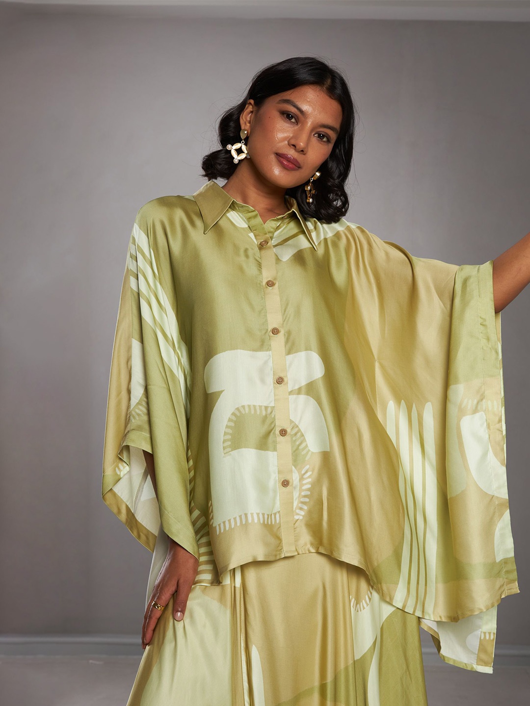 

Vedika M Women Kaftan Top, Green