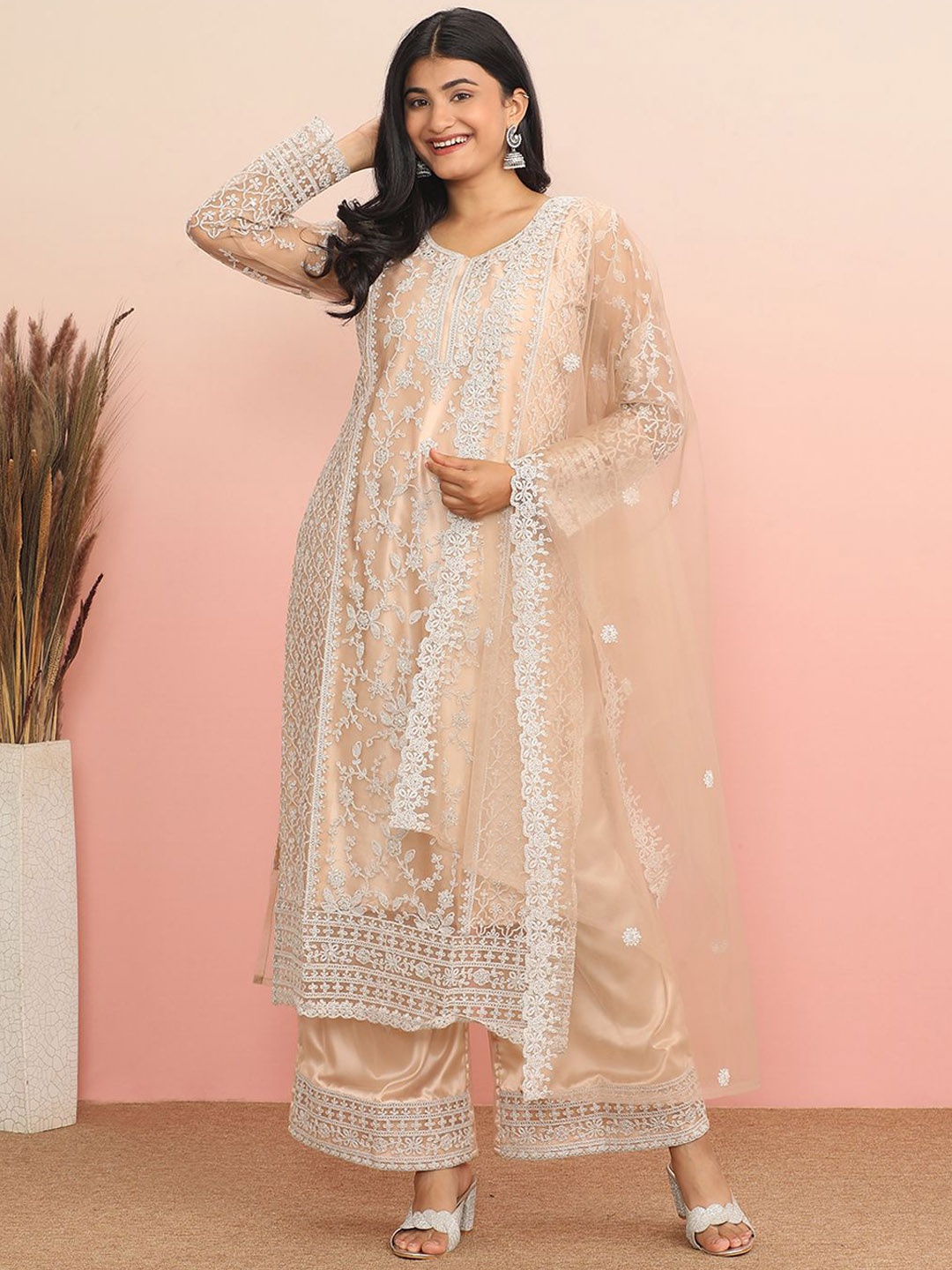 

MAHALASA Embroidered Gotta Patti Kurta with Churidar & Dupatta, Cream