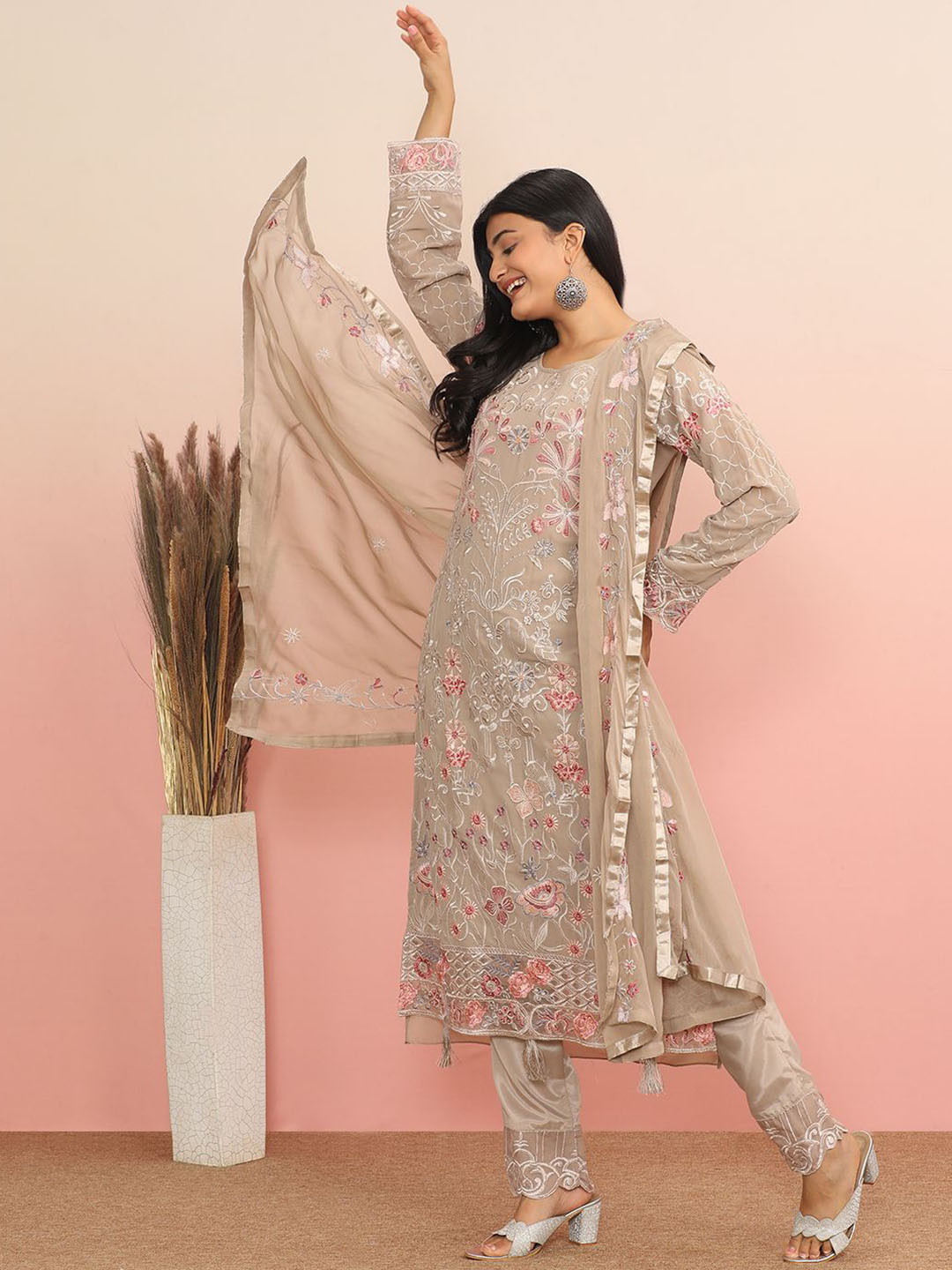 

MAHALASA Floral Embroidered Thread Work Net Straight Kurta With Trousers & Dupatta, Cream