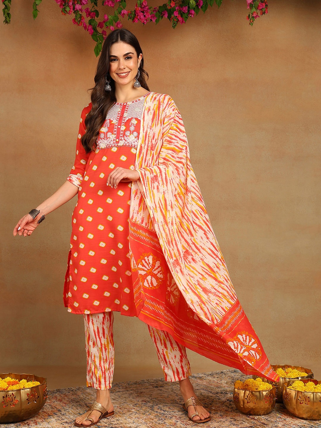 

AHIKA Women Bandhani Printed Regular Thread Work Kurta with Trousers & With Dupatta, Orange