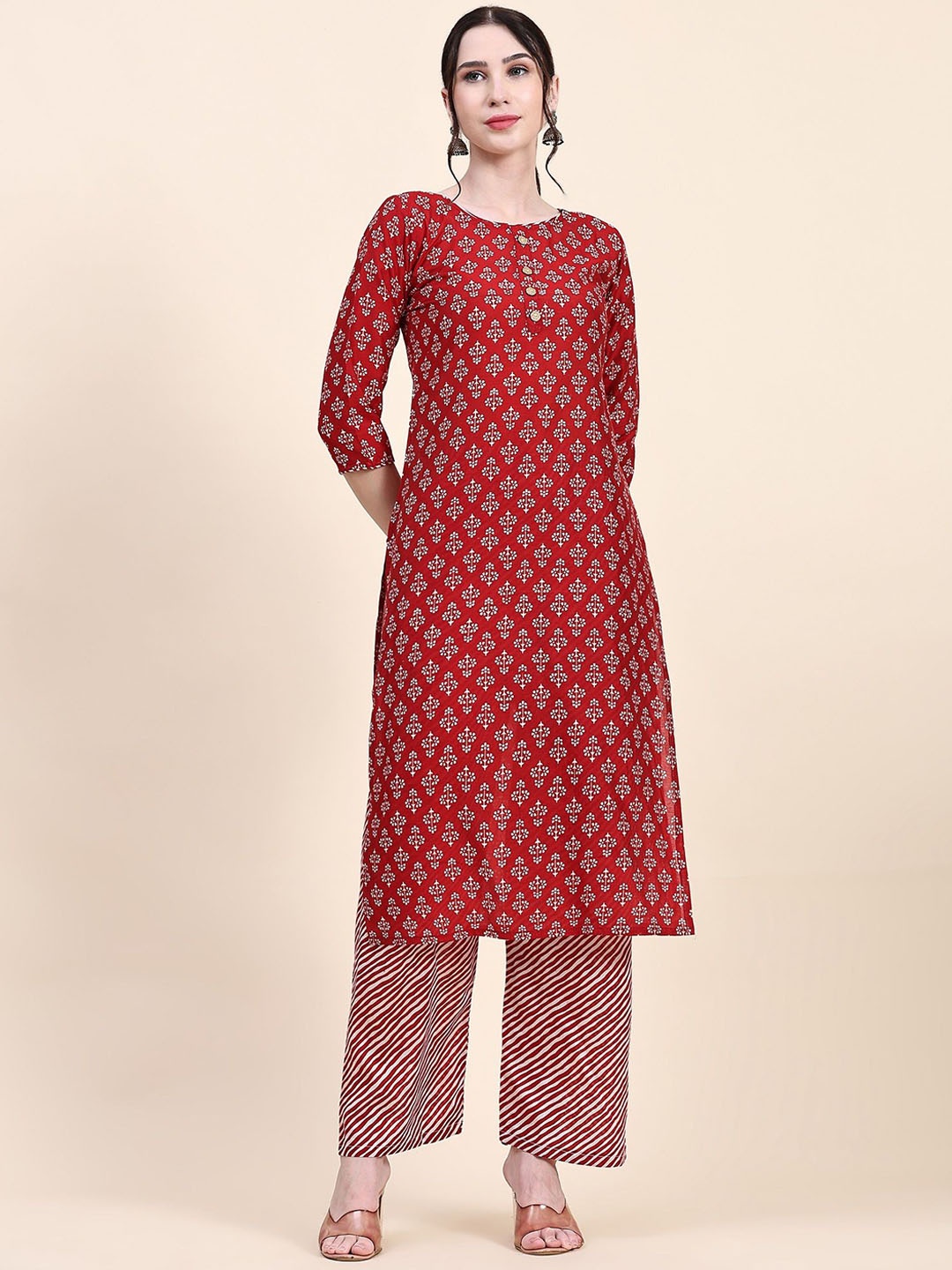 

CANIZZARO Ethnic Motifs Printed Round Neck Regular Straight Kurta With Trousers, Red