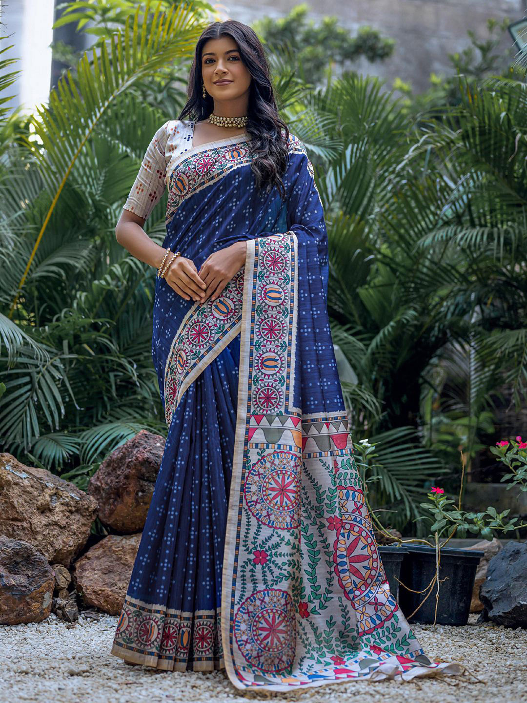

Panzora Ethnic Motifs Printed Saree, Blue
