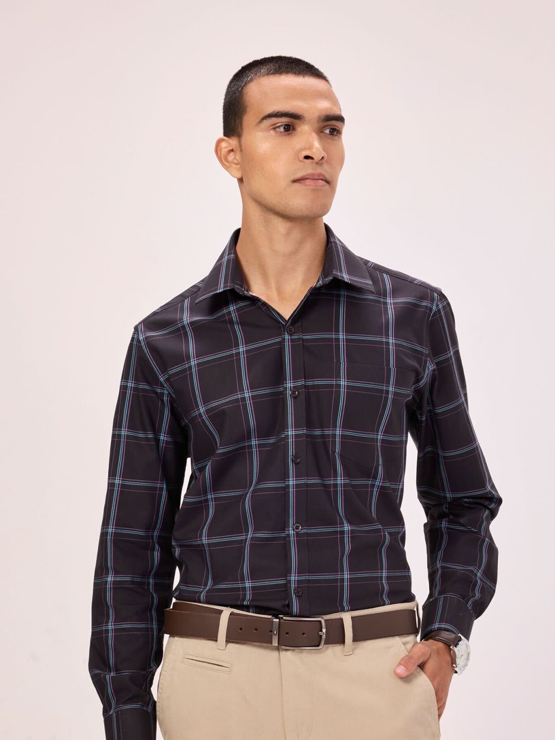 

Bombay High Men Comfort Windowpane Checks Opaque Checked Semiformal Shirt, Black