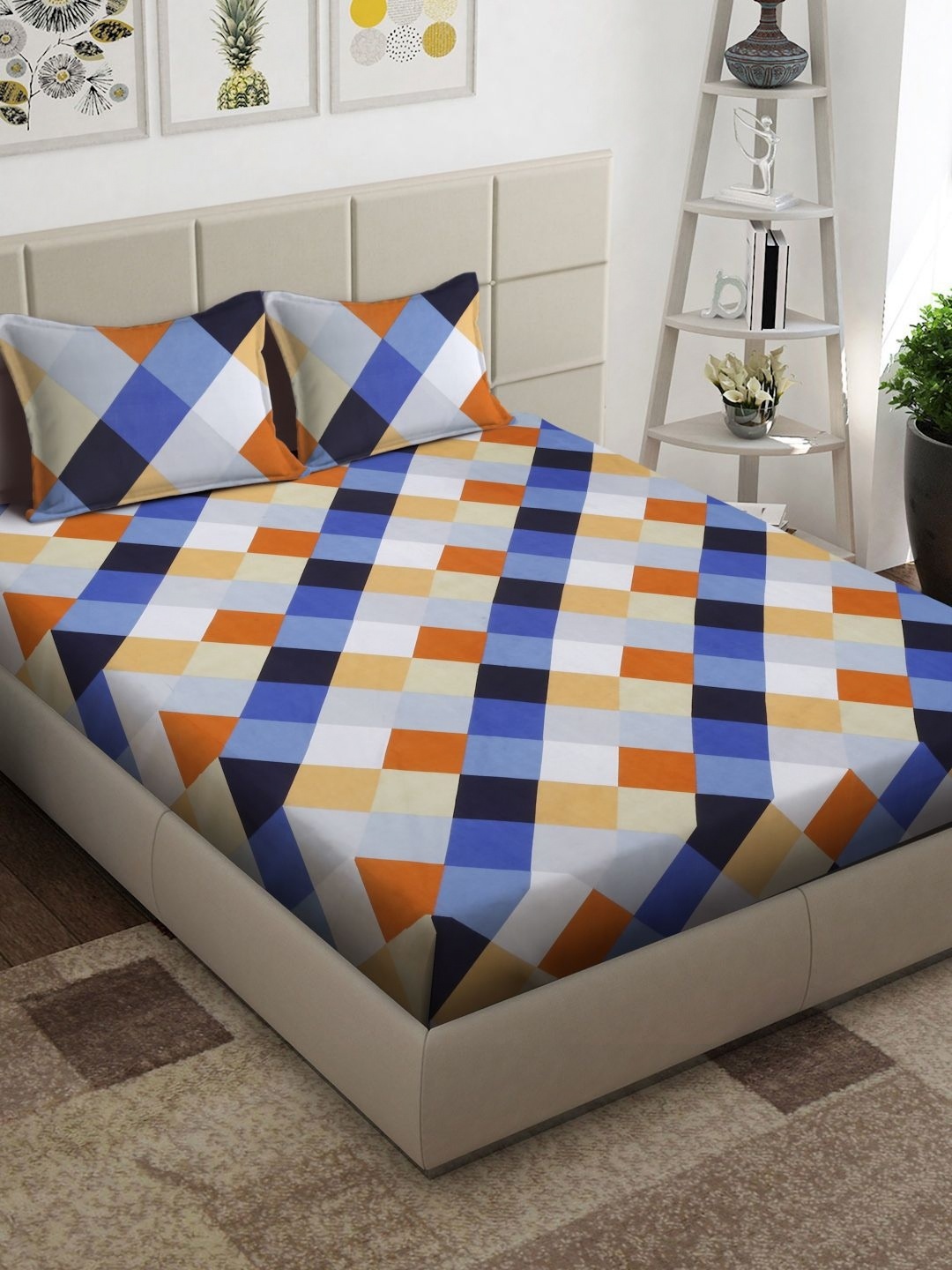 

Arrabi White & Blue Geometric Printed 300 TC King Bedsheet With 2 Pillow Covers