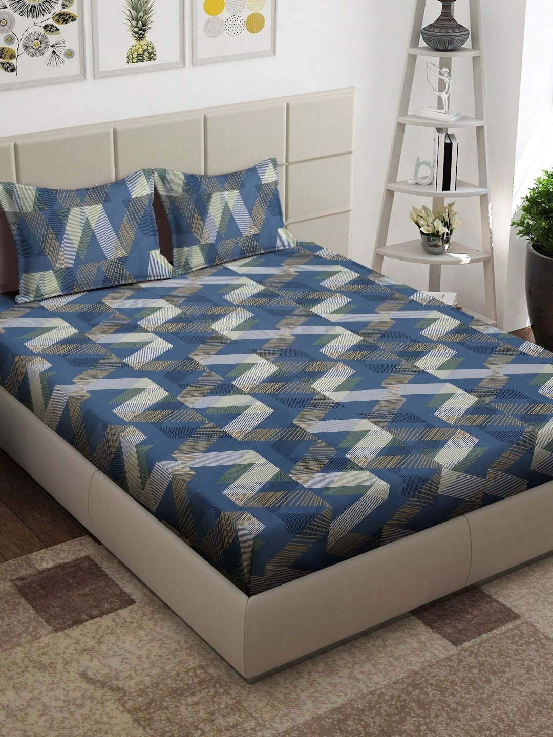 

Arrabi Grey & Yellow Geometric 300 TC King Bedsheet with 2 Pillow Covers