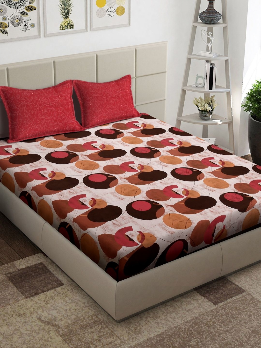 

Arrabi Brown & Pink Geometric Printed 300 TC Super King Bedsheet With 2 Pillow Covers