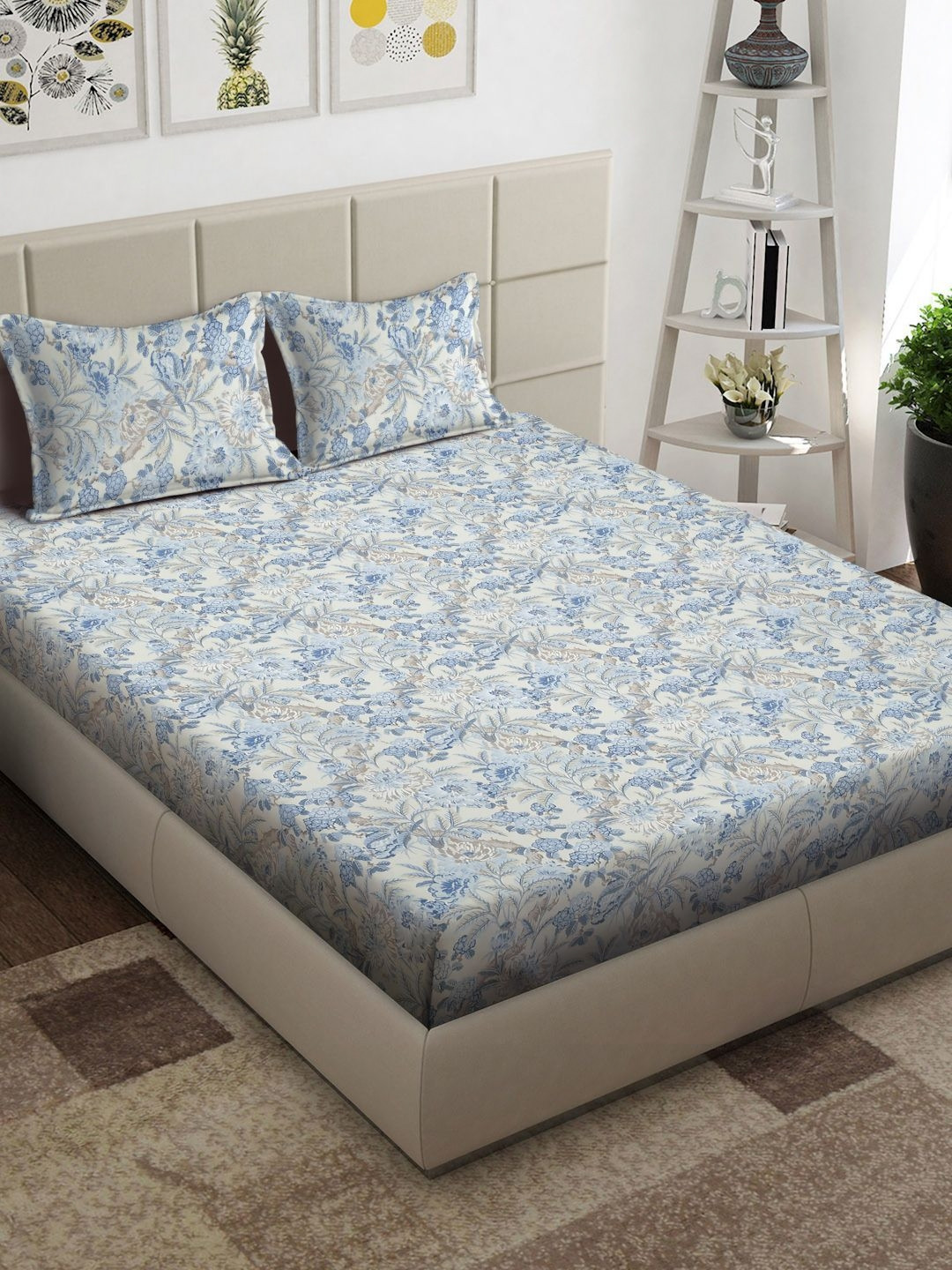 

Arrabi Blue & White Floral Printed 300 TC King Bedsheet With 2 Pillow Covers