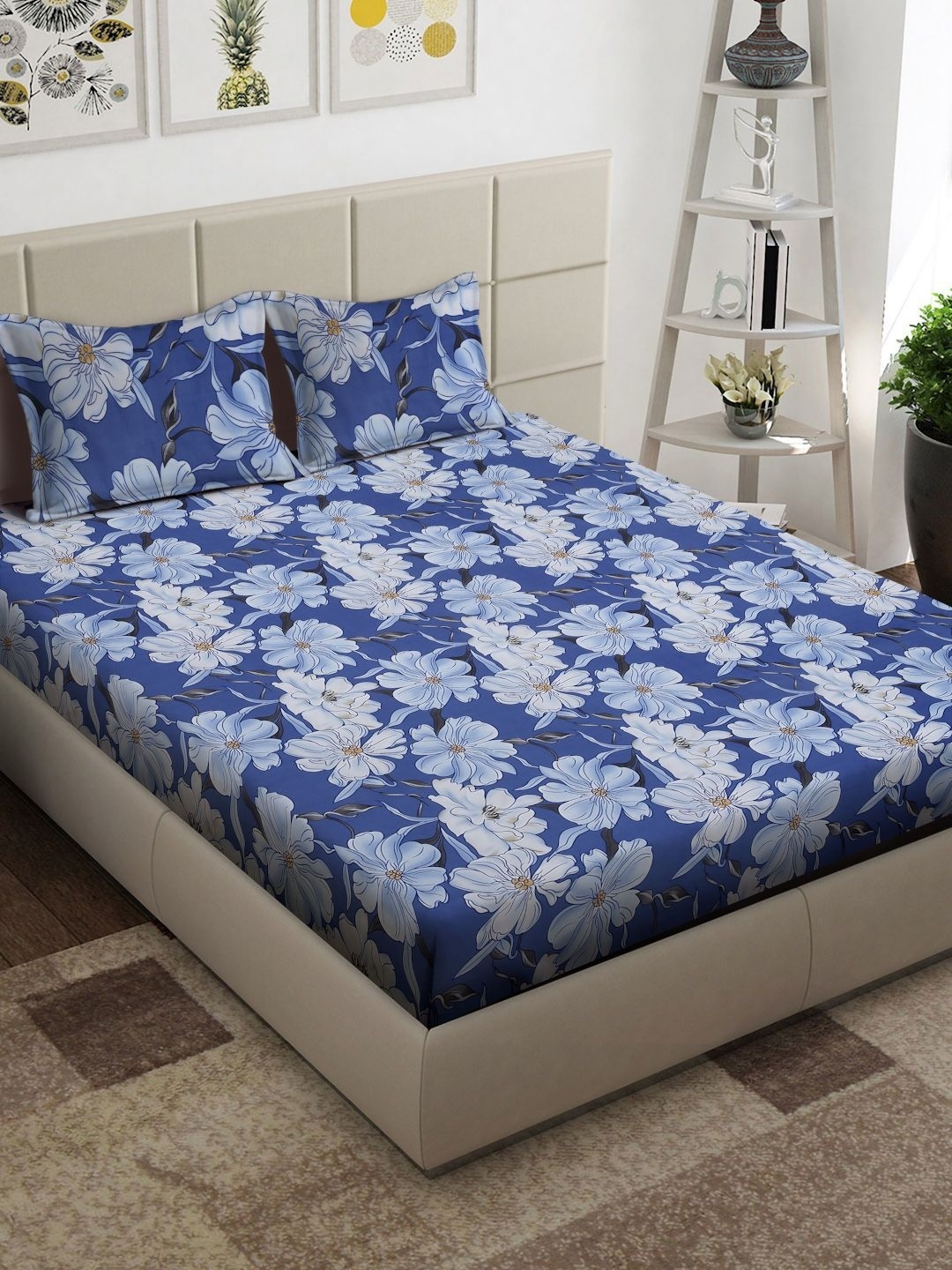 

Arrabi Blue & White Floral Printed 300 TC King Bedsheet With 2 Pillow Covers