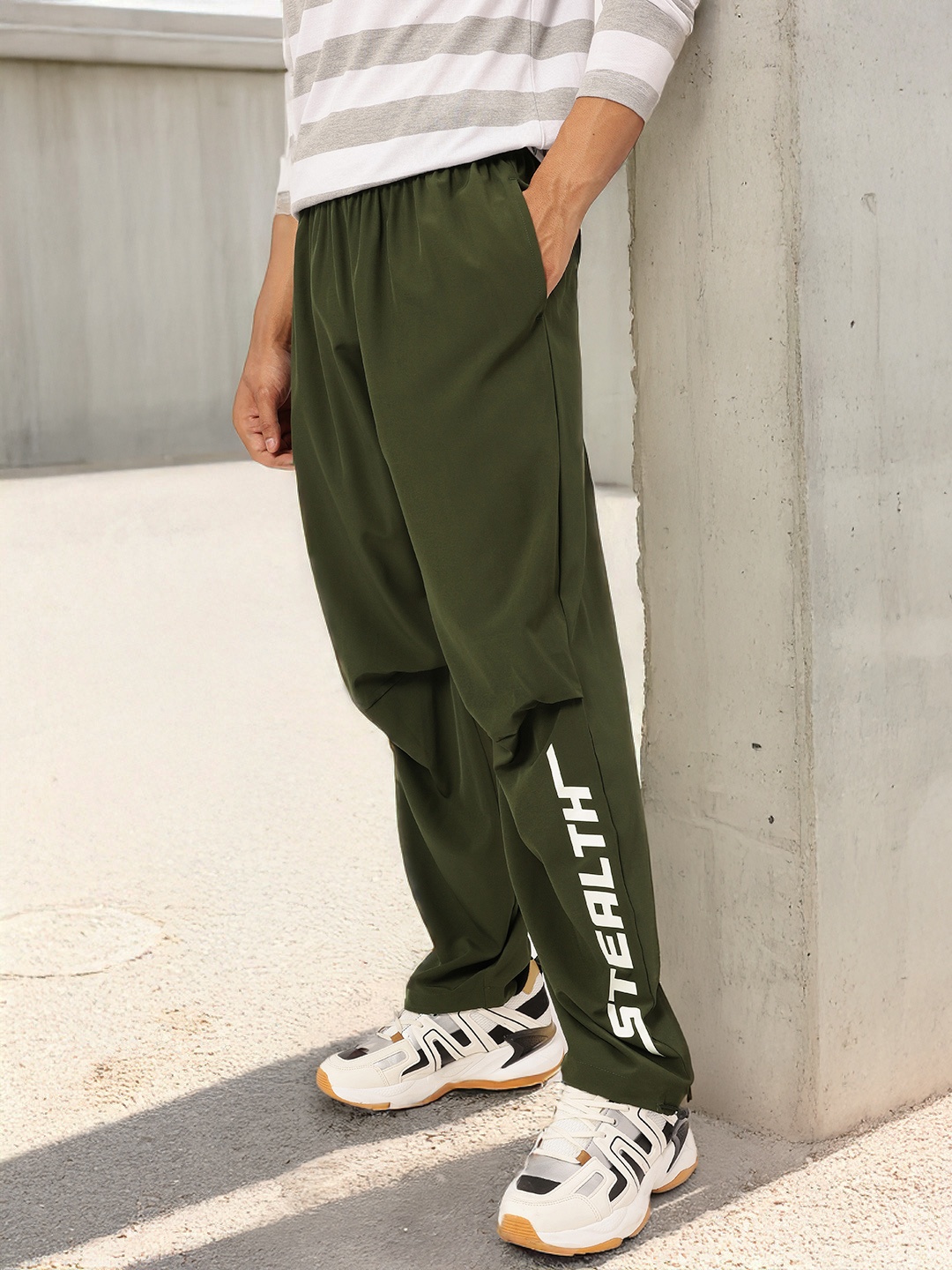

Kook N Keech Street Savvy Stylish Baggy Cargo Joggers, Olive