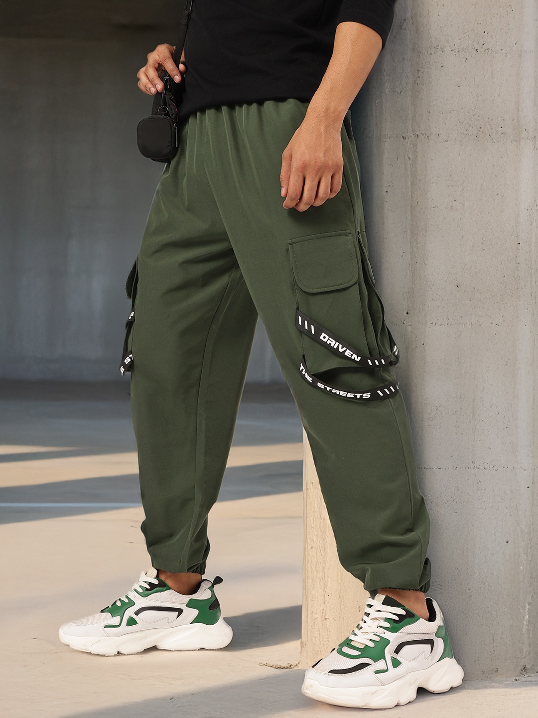 

Kook N Keech Men Bold Classic Comfy Baggy Cargo Joggers, Olive